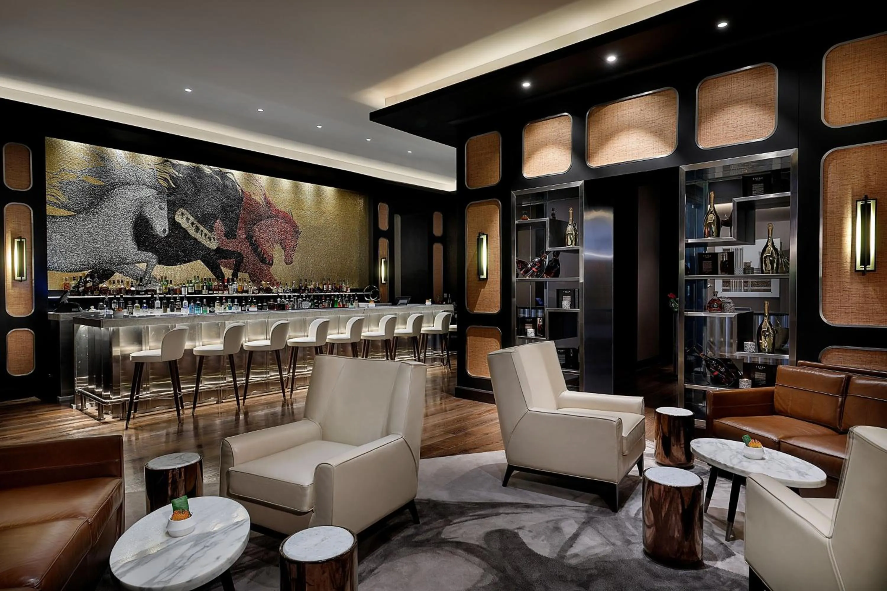 Lounge or bar in The St. Regis Amman
