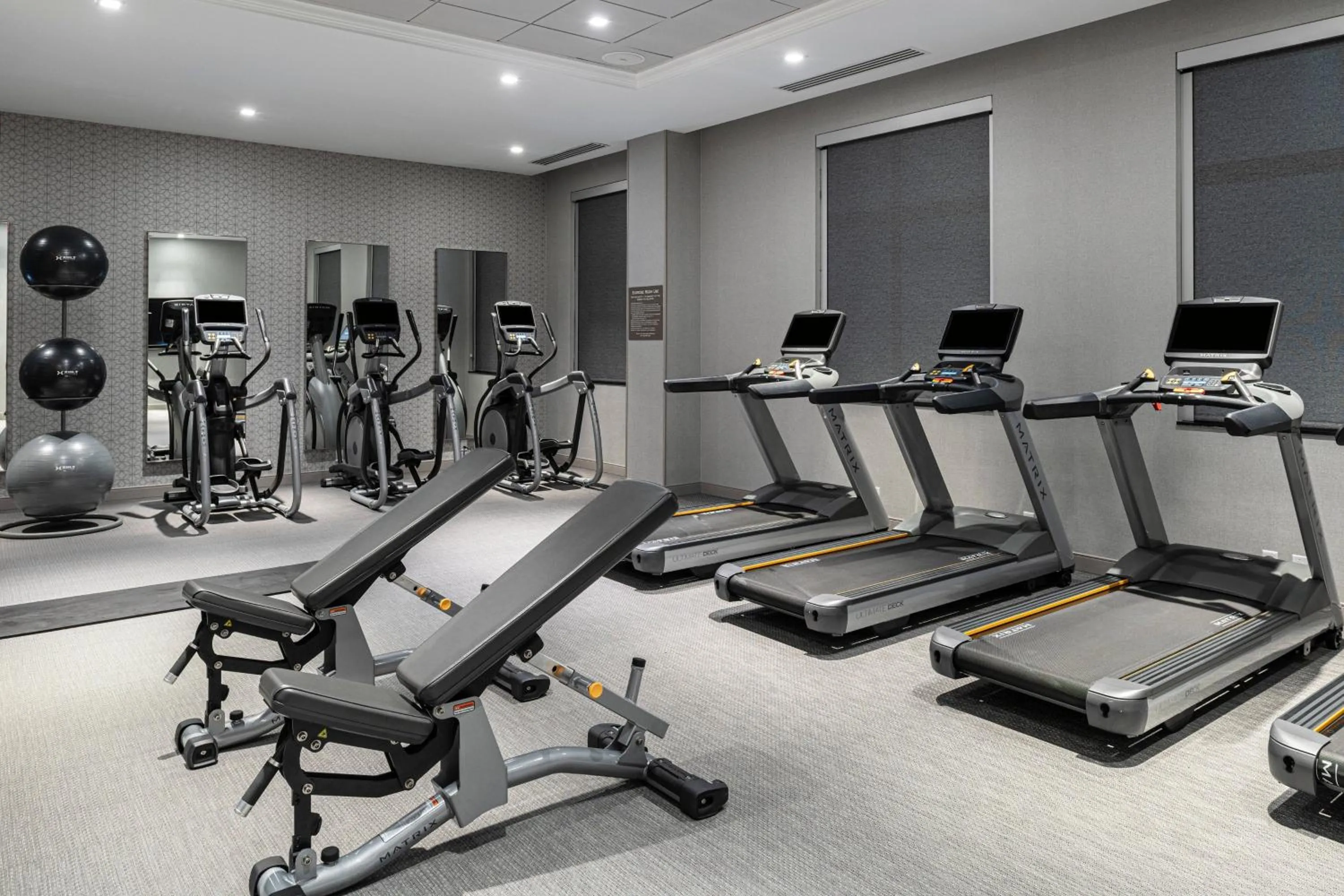 Fitness centre/facilities in Fairfield Inn & Suites by Marriott Boston Logan Airport/Chelsea
