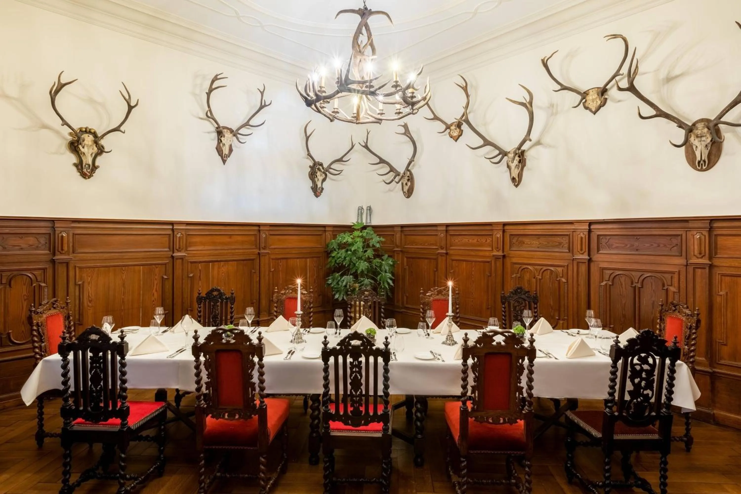 Meeting/conference room in Schloss Lieser, Autograph Collection