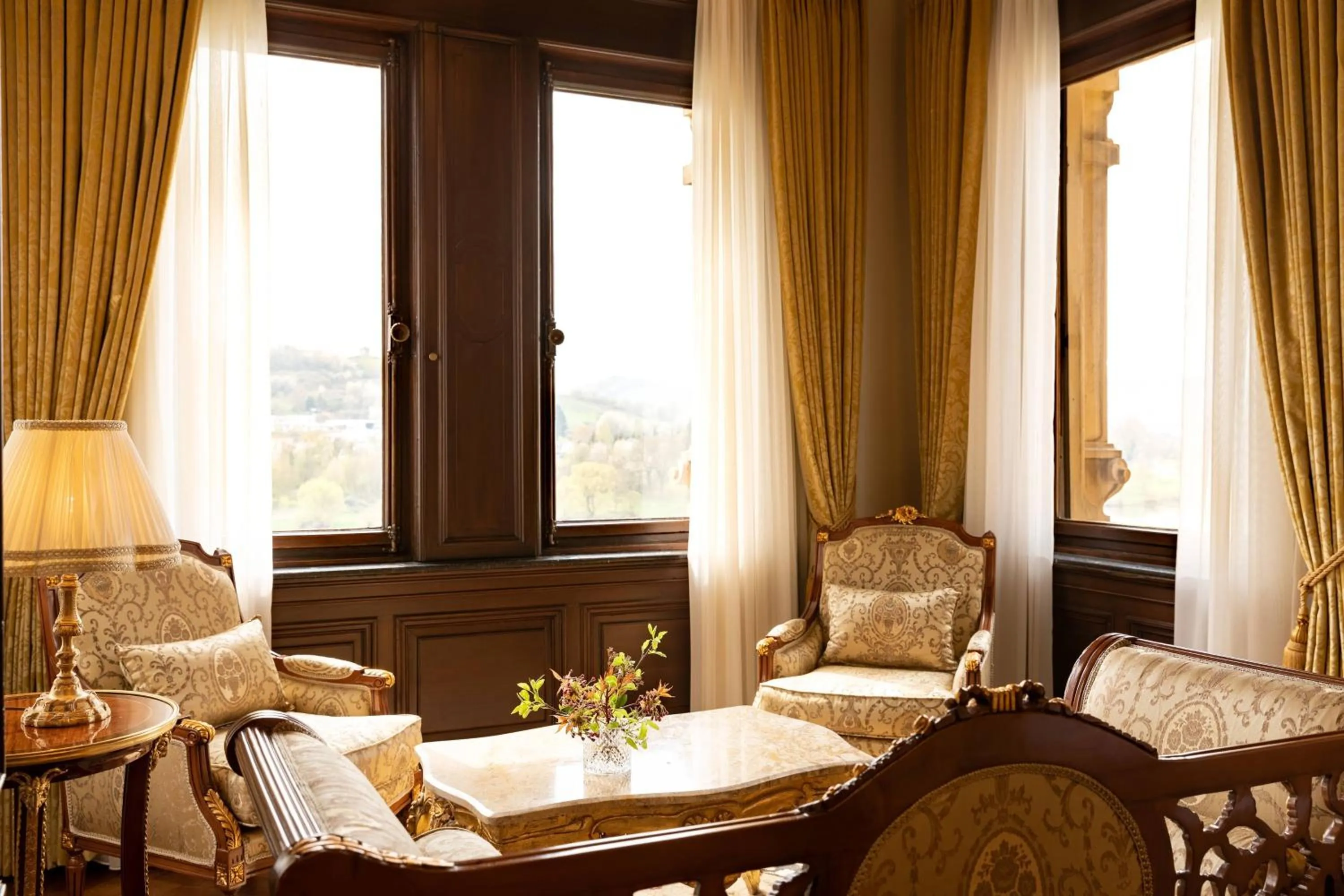 Photo of the whole room in Schloss Lieser, Autograph Collection