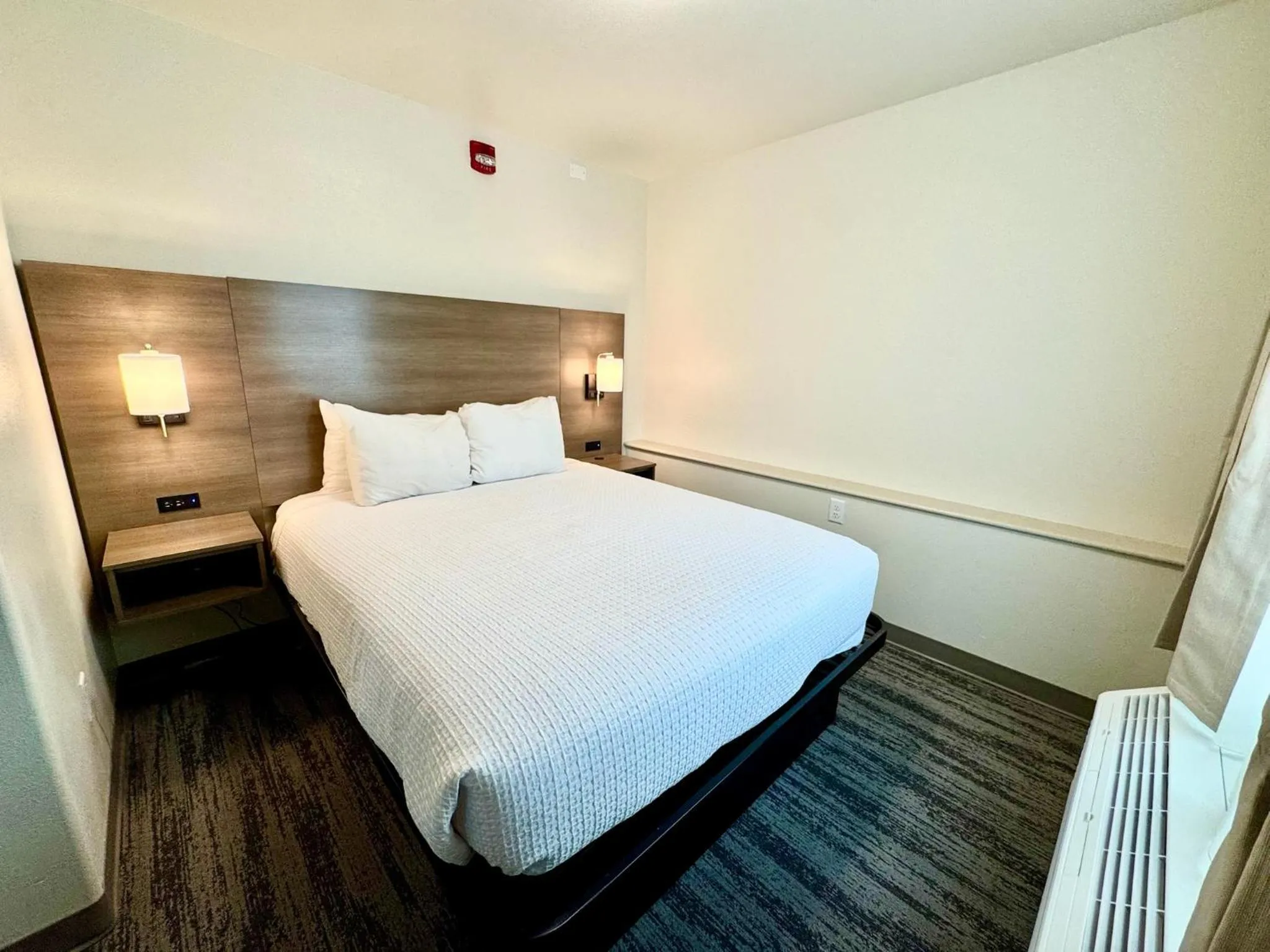 Bedroom, Bed in Alaska's Select Inn Wasilla