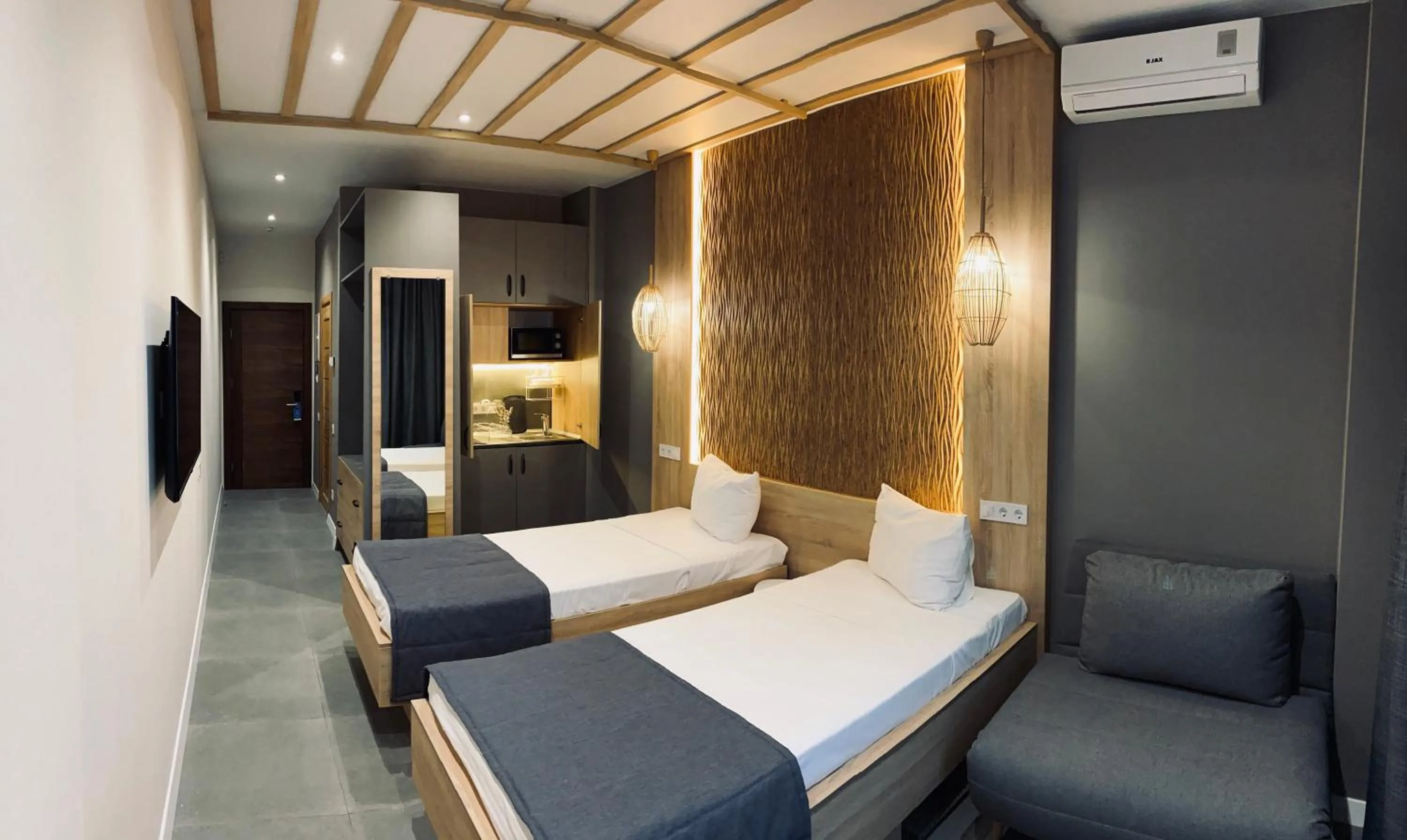 Bed in Mykonos Hotel Apart - Maestro