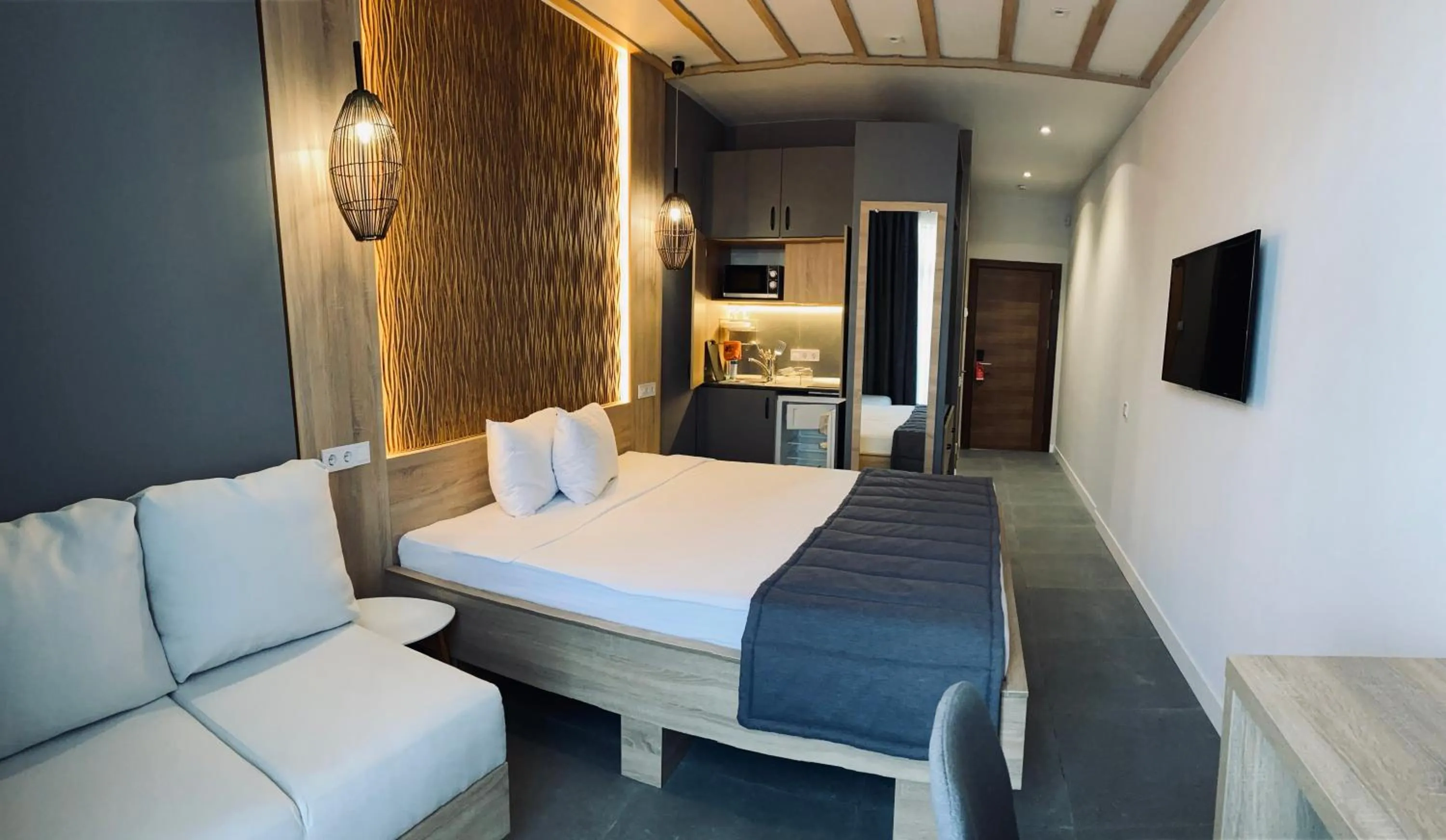 Bed in Mykonos Hotel Apart - Maestro