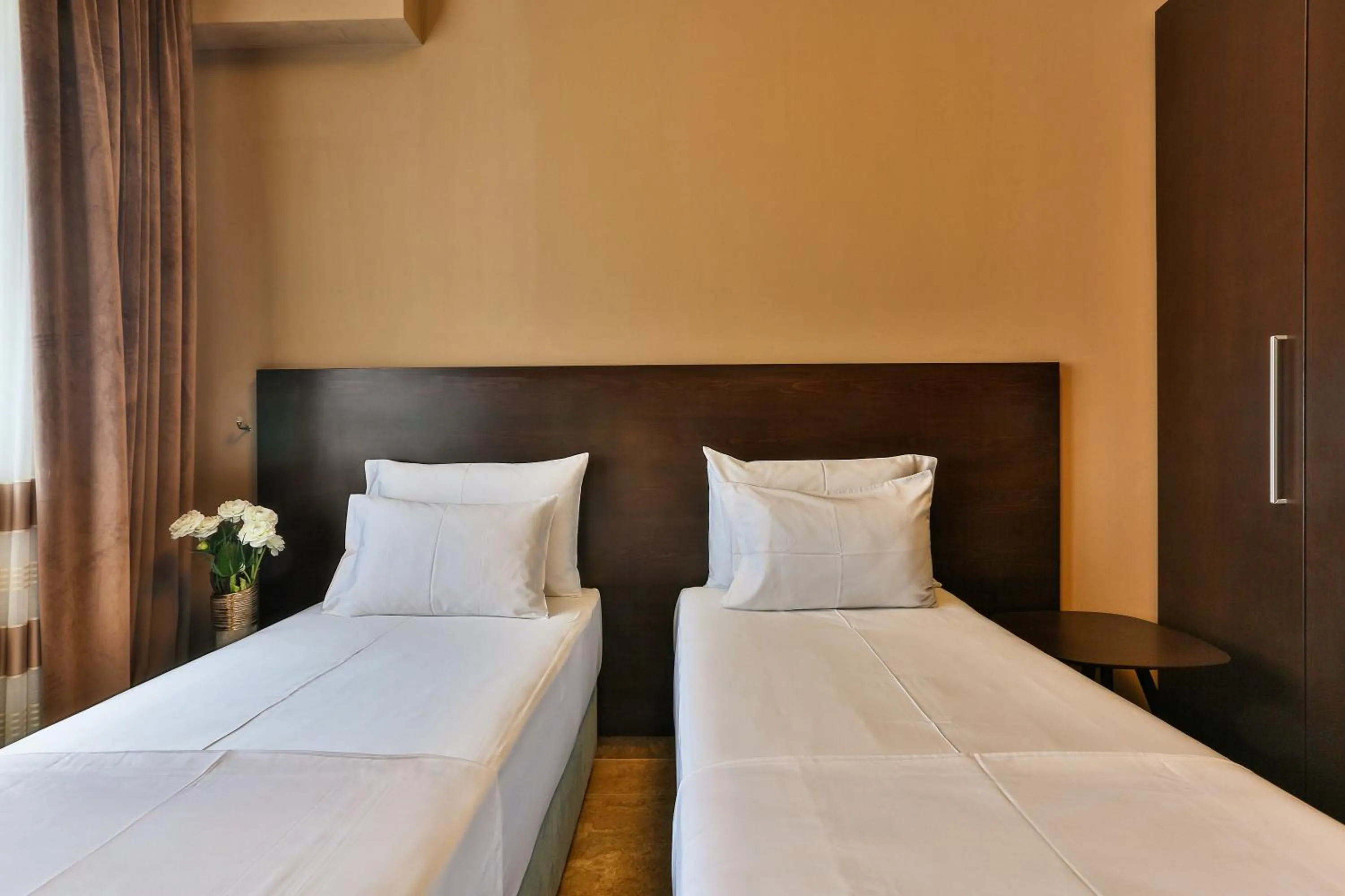 Photo of the whole room, Bed in Regina del Mare