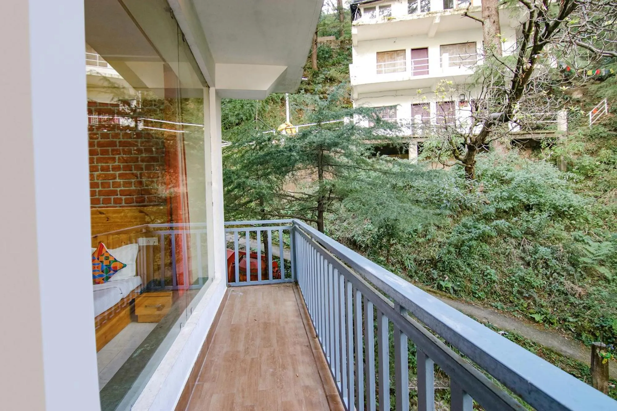 Balcony/Terrace in White Water Inn Mcleodganj