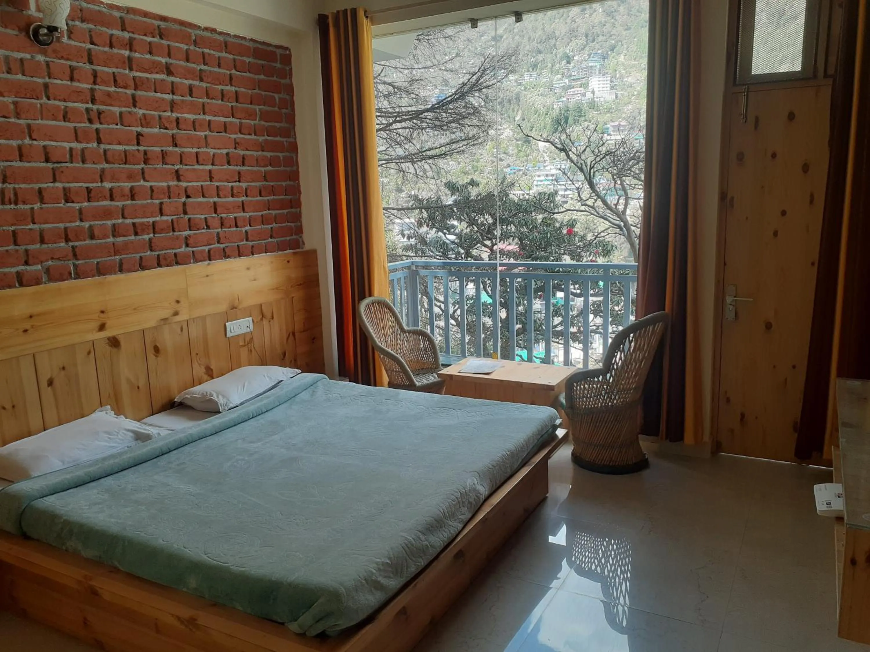 Bed in White Water Inn Mcleodganj