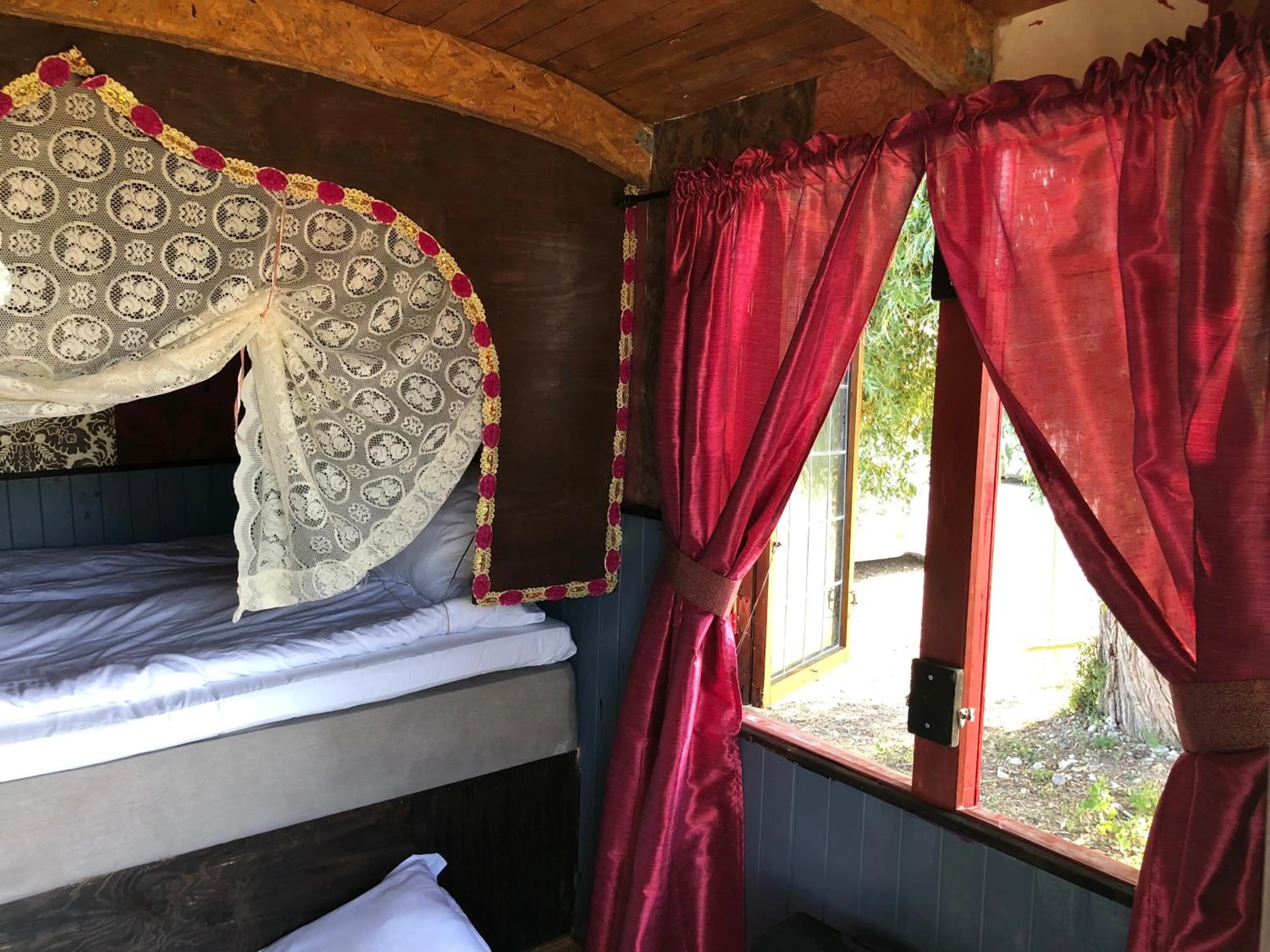 Bed in Grand Circus Hotel