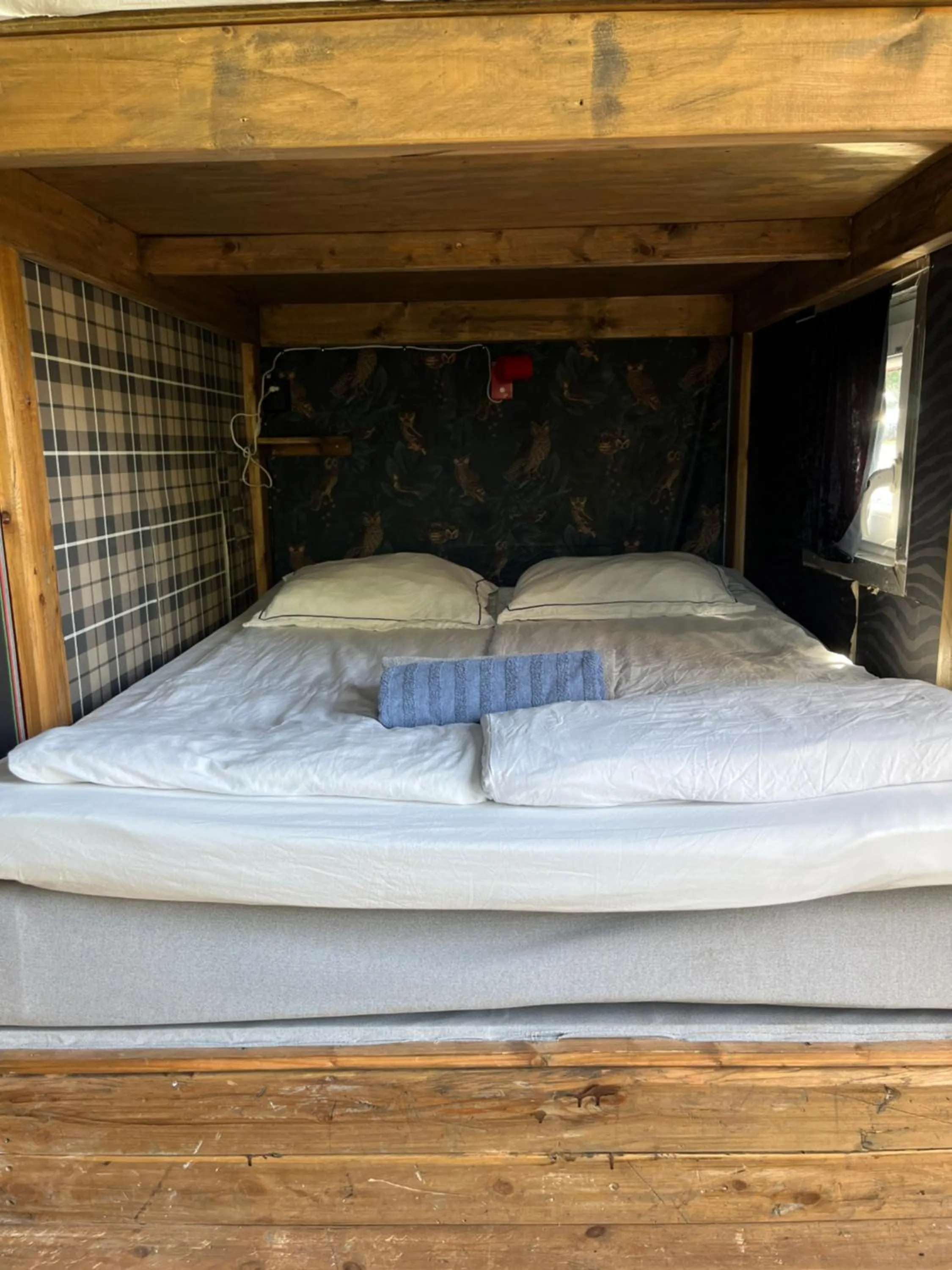 Bed in Grand Circus Hotel