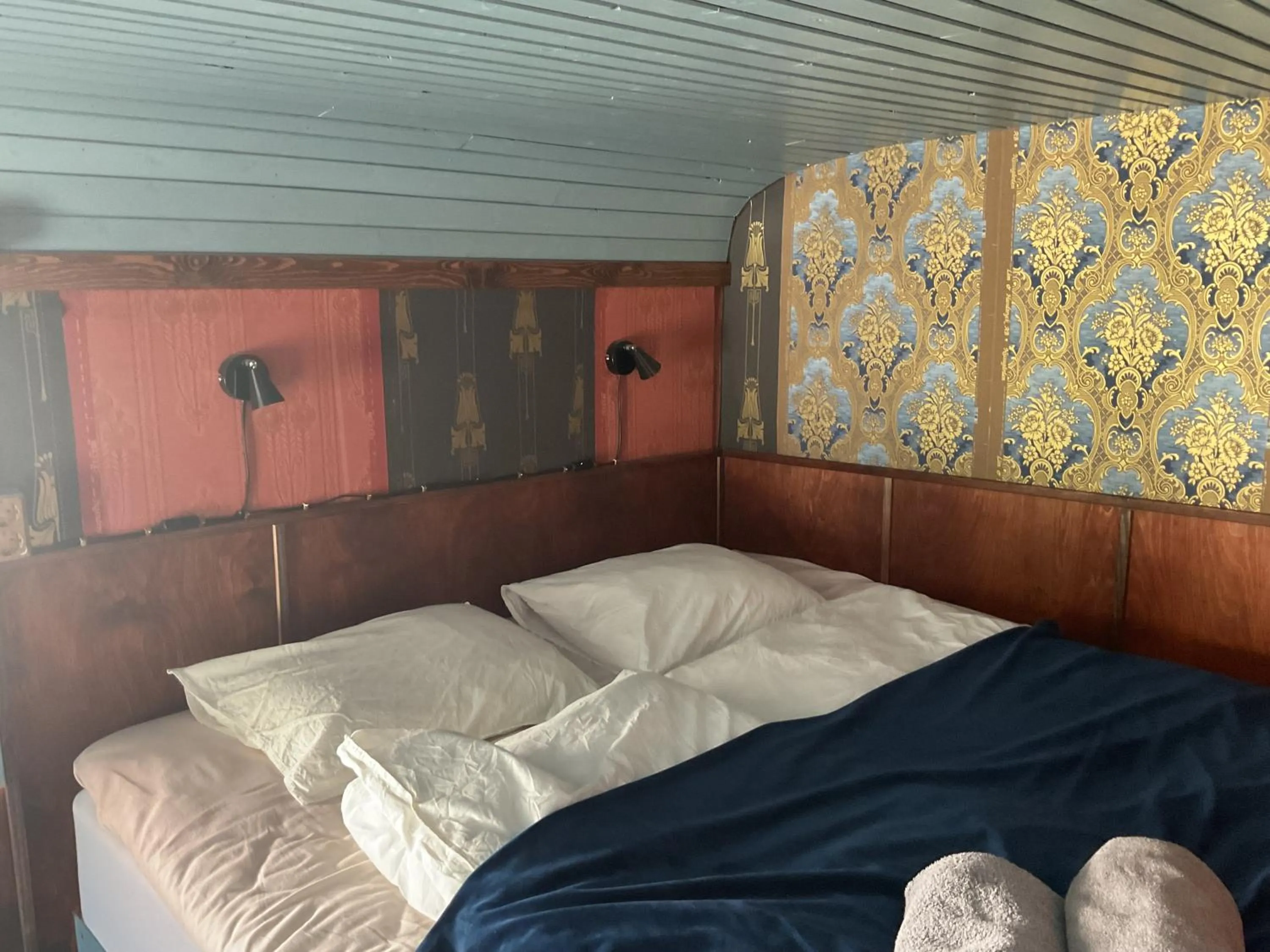 Bed in Grand Circus Hotel