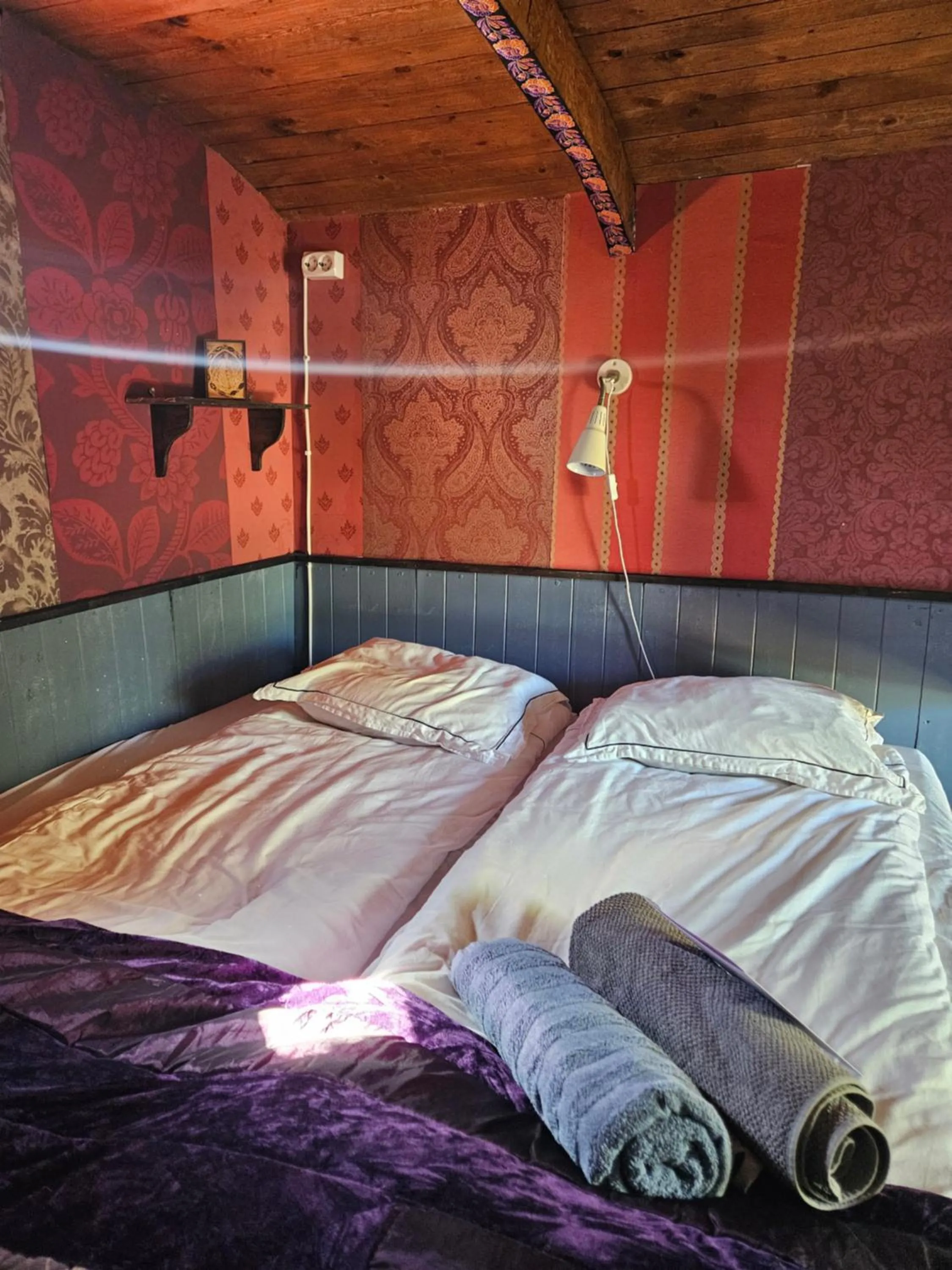 Bed in Grand Circus Hotel