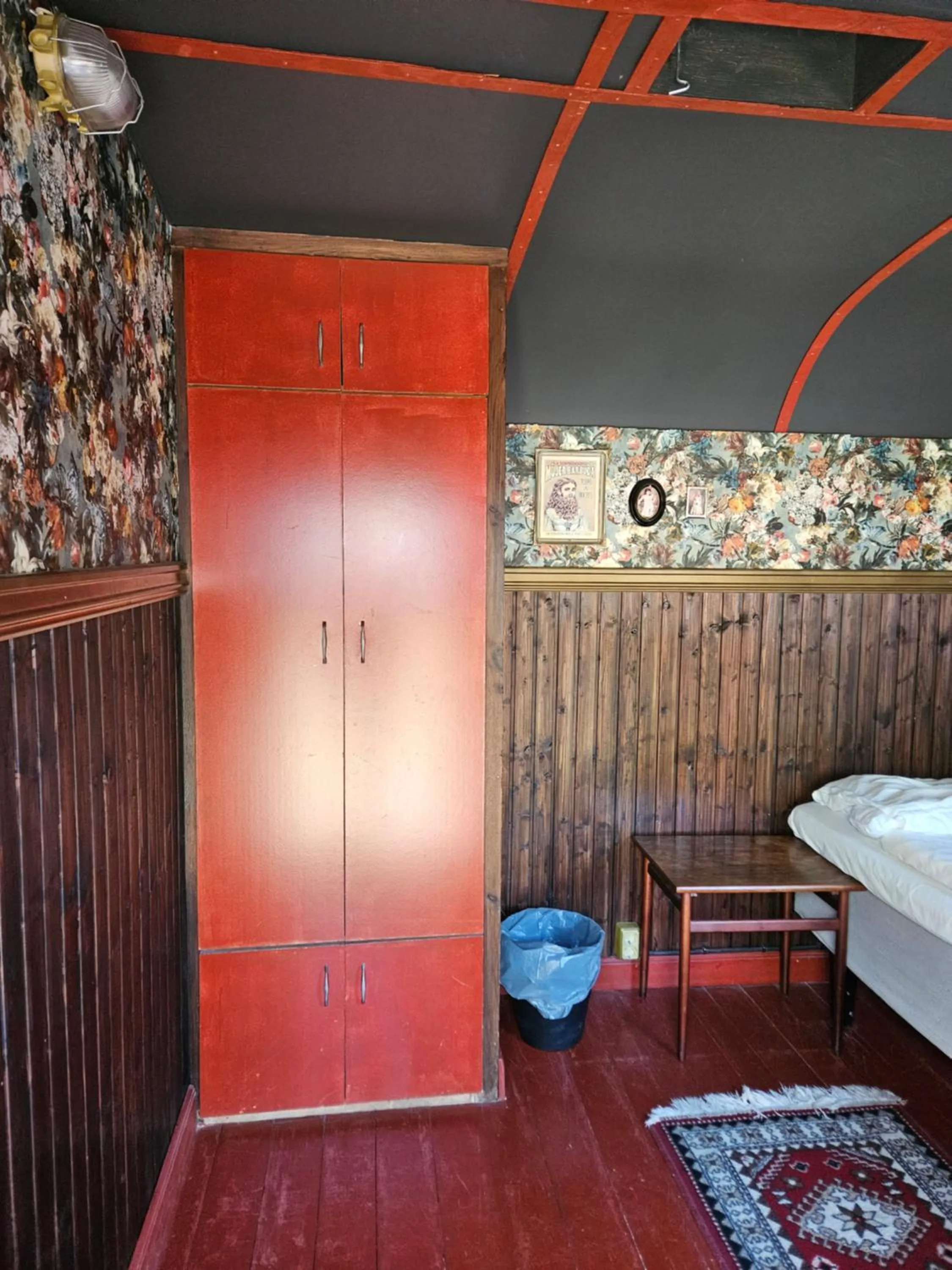 Bed in Grand Circus Hotel