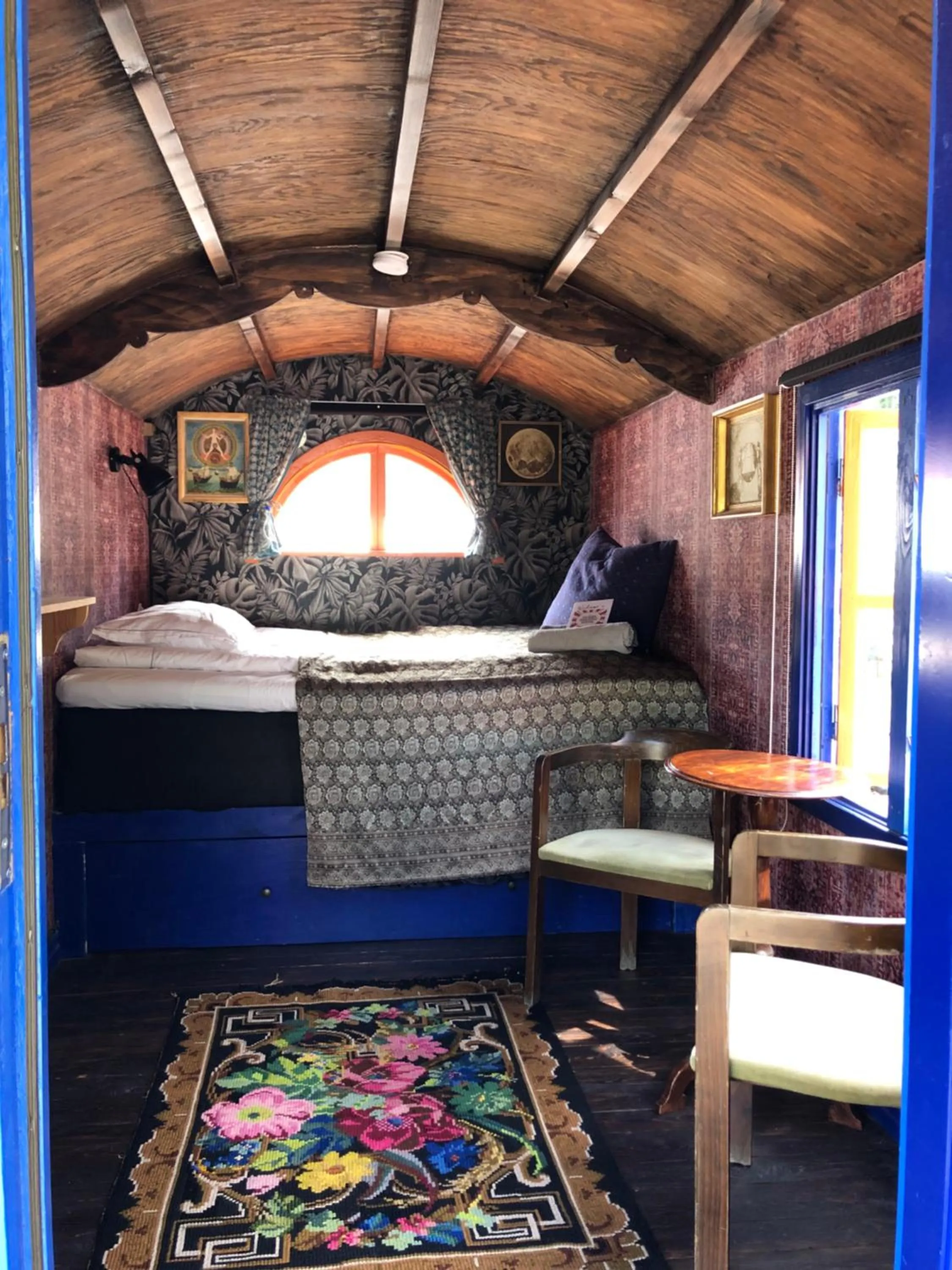 Bed in Grand Circus Hotel