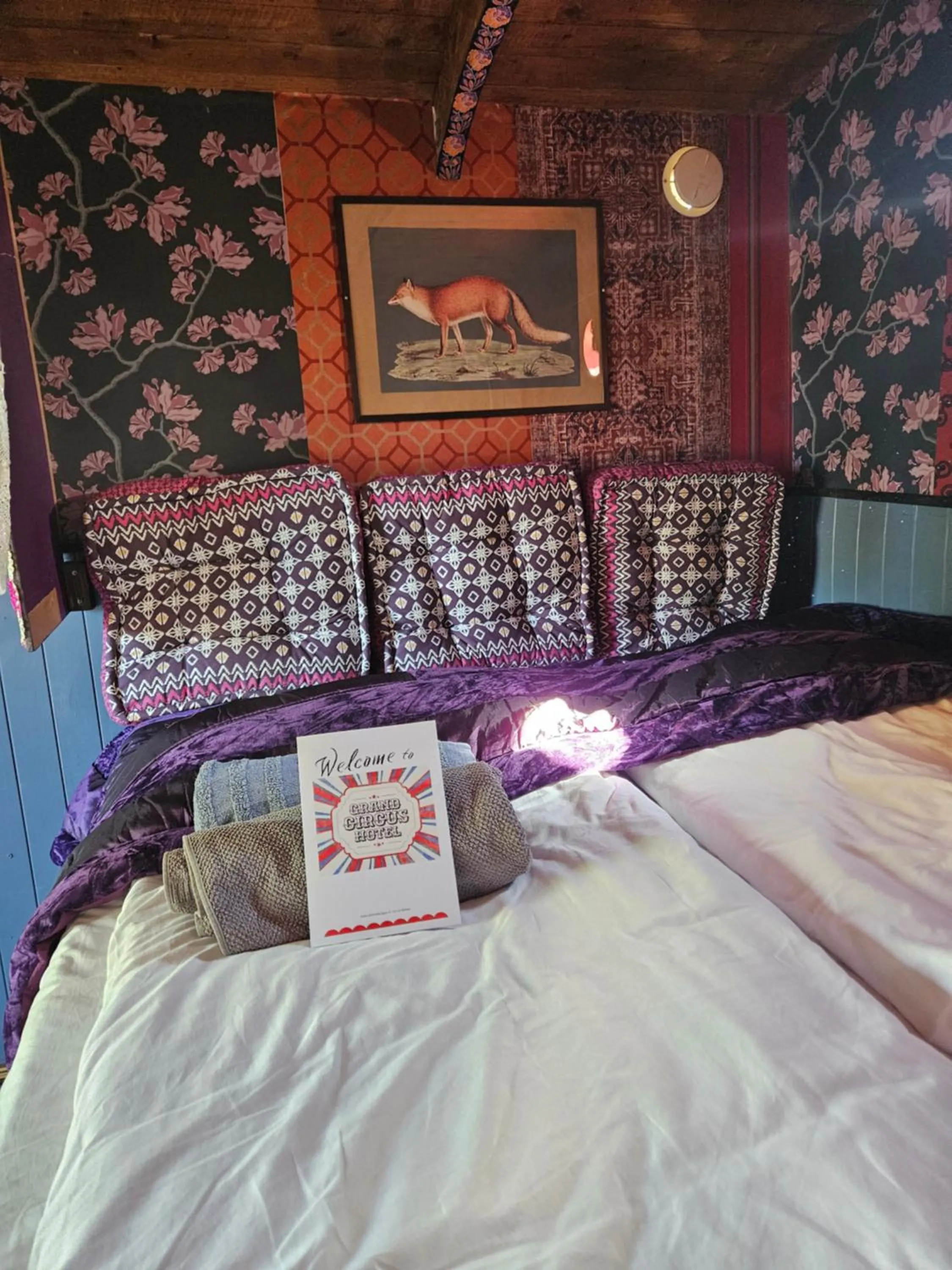 Bed in Grand Circus Hotel