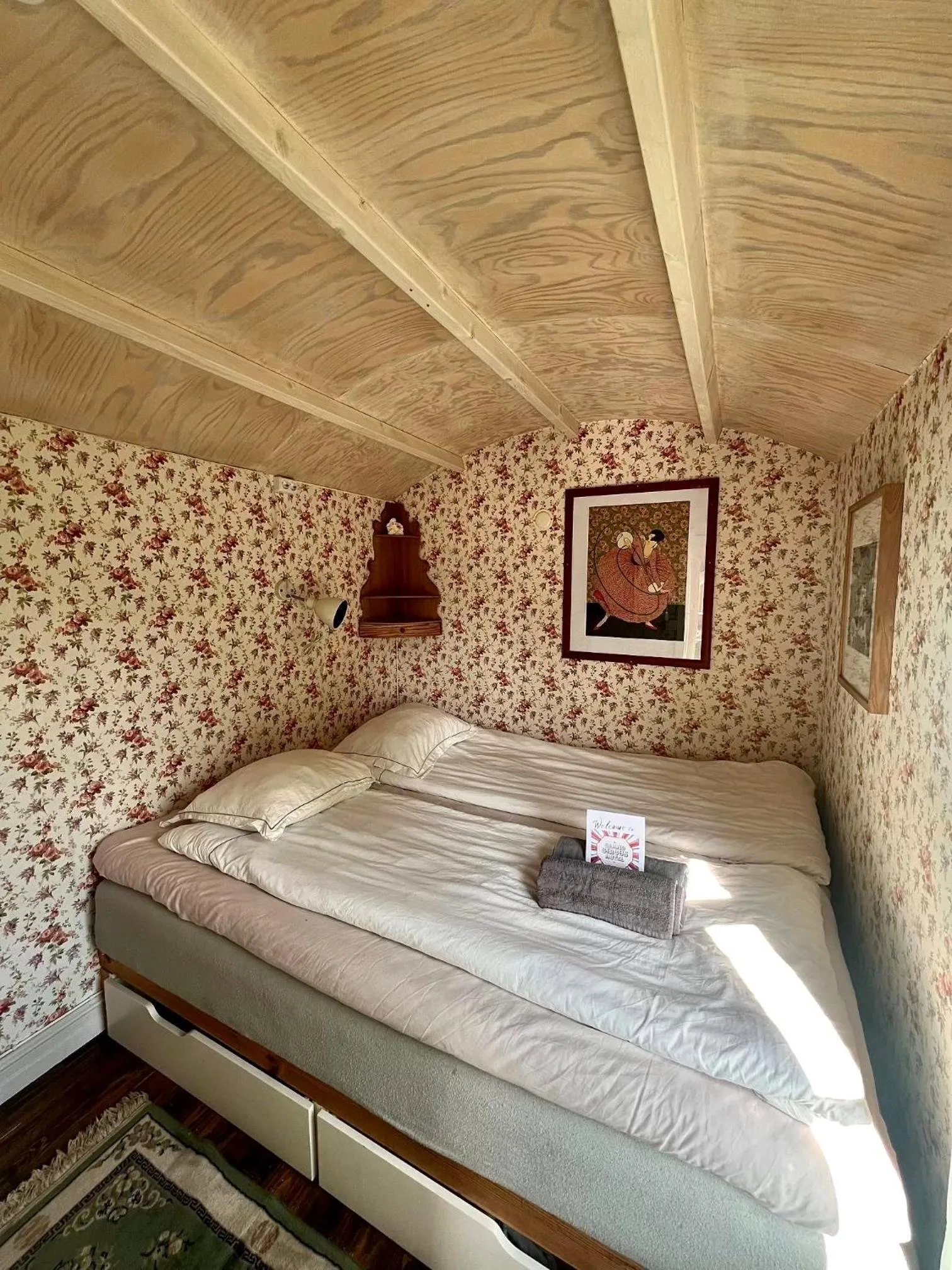 Bed in Grand Circus Hotel