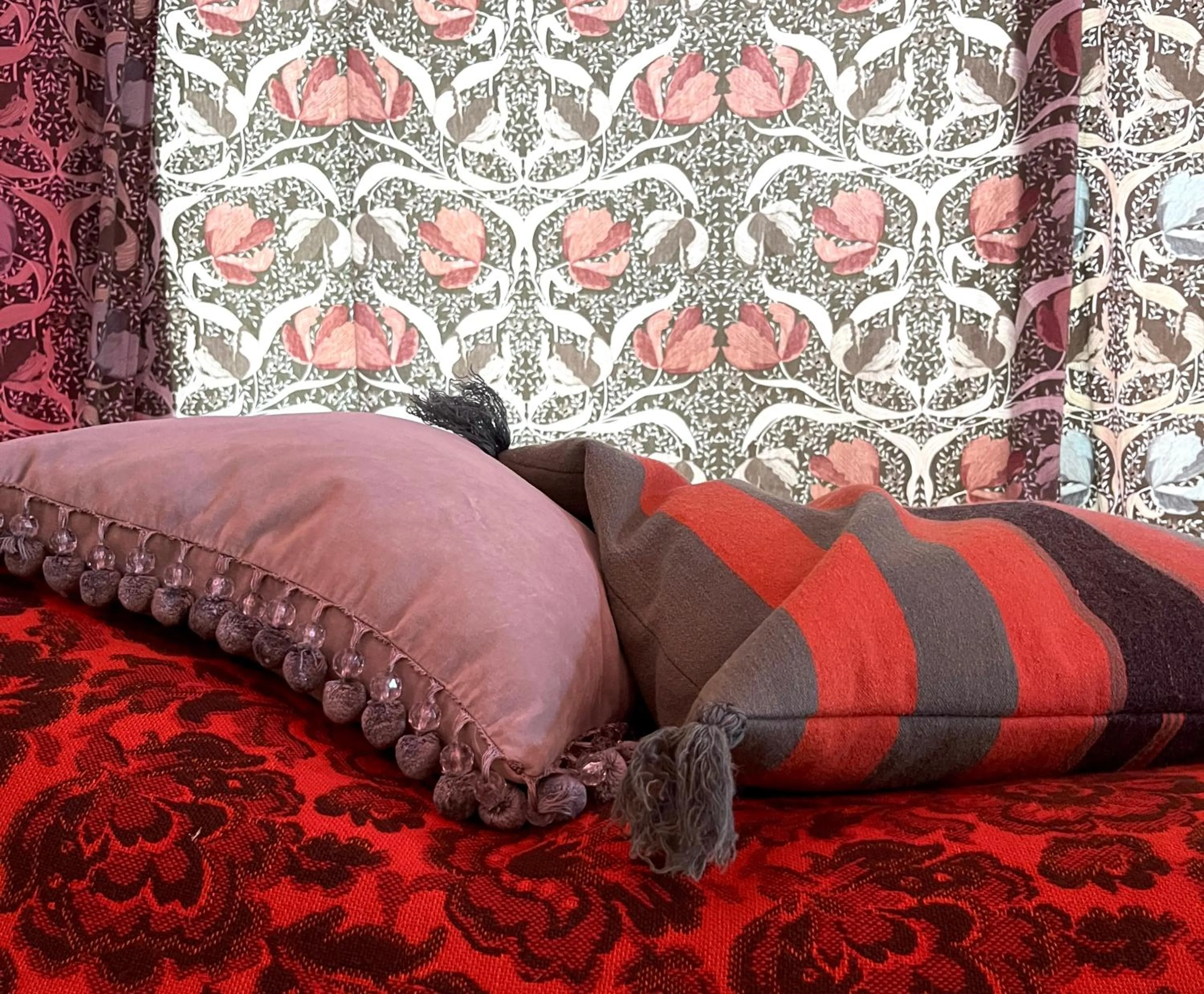 Bed in Grand Circus Hotel