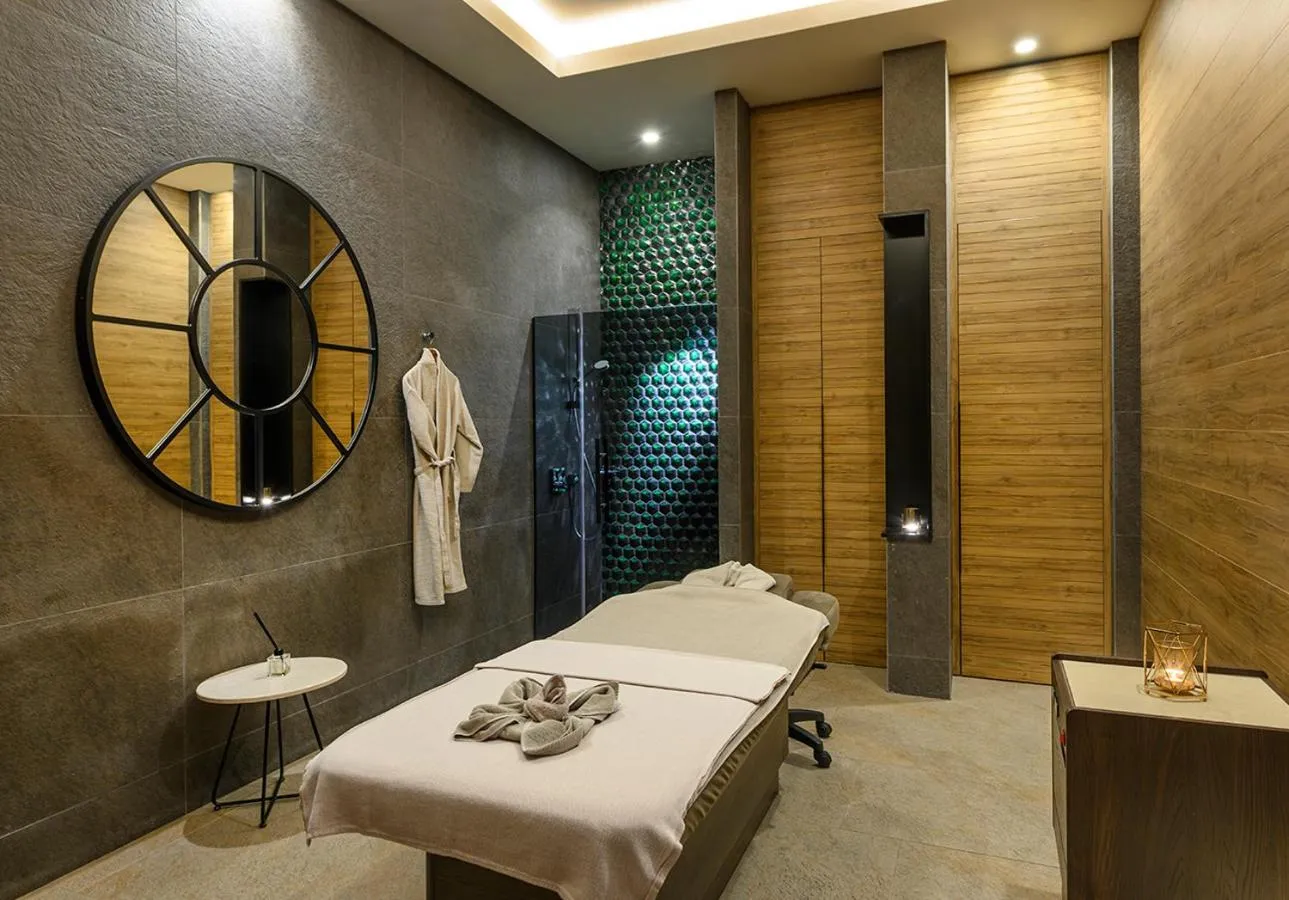 Massage in Elite World Grand Sapanca