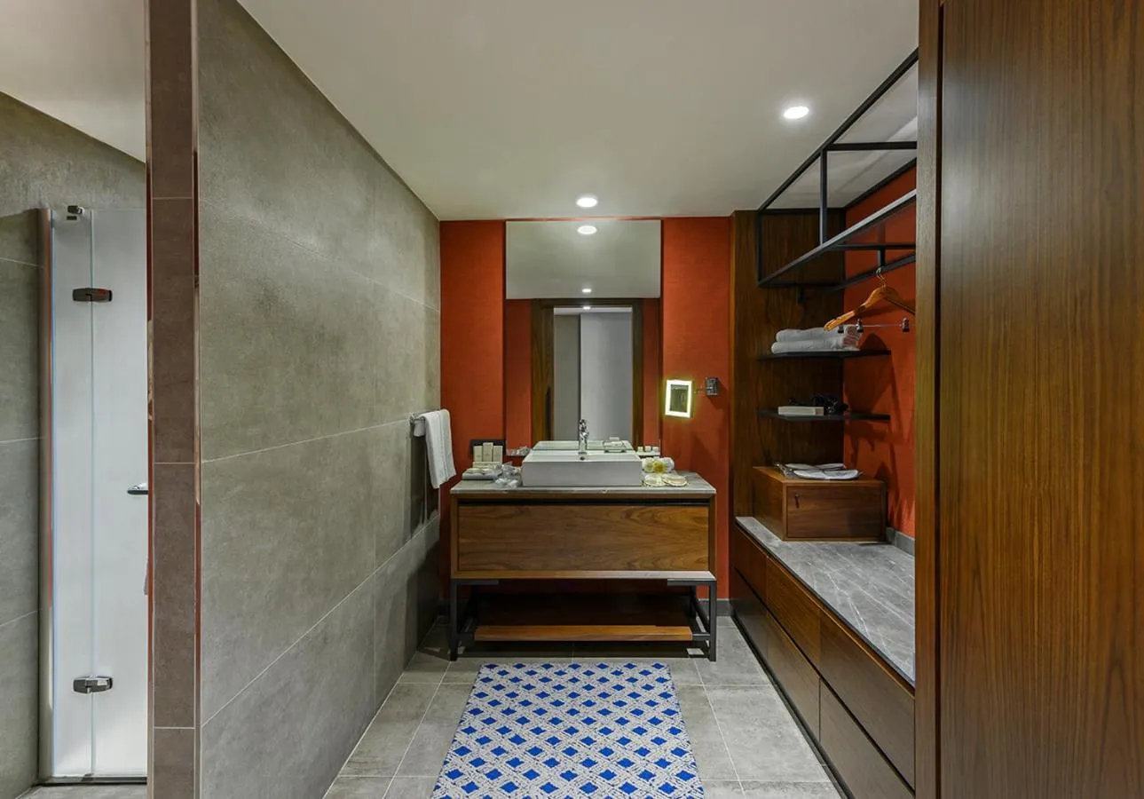 Bathroom, Bed in Elite World Grand Sapanca