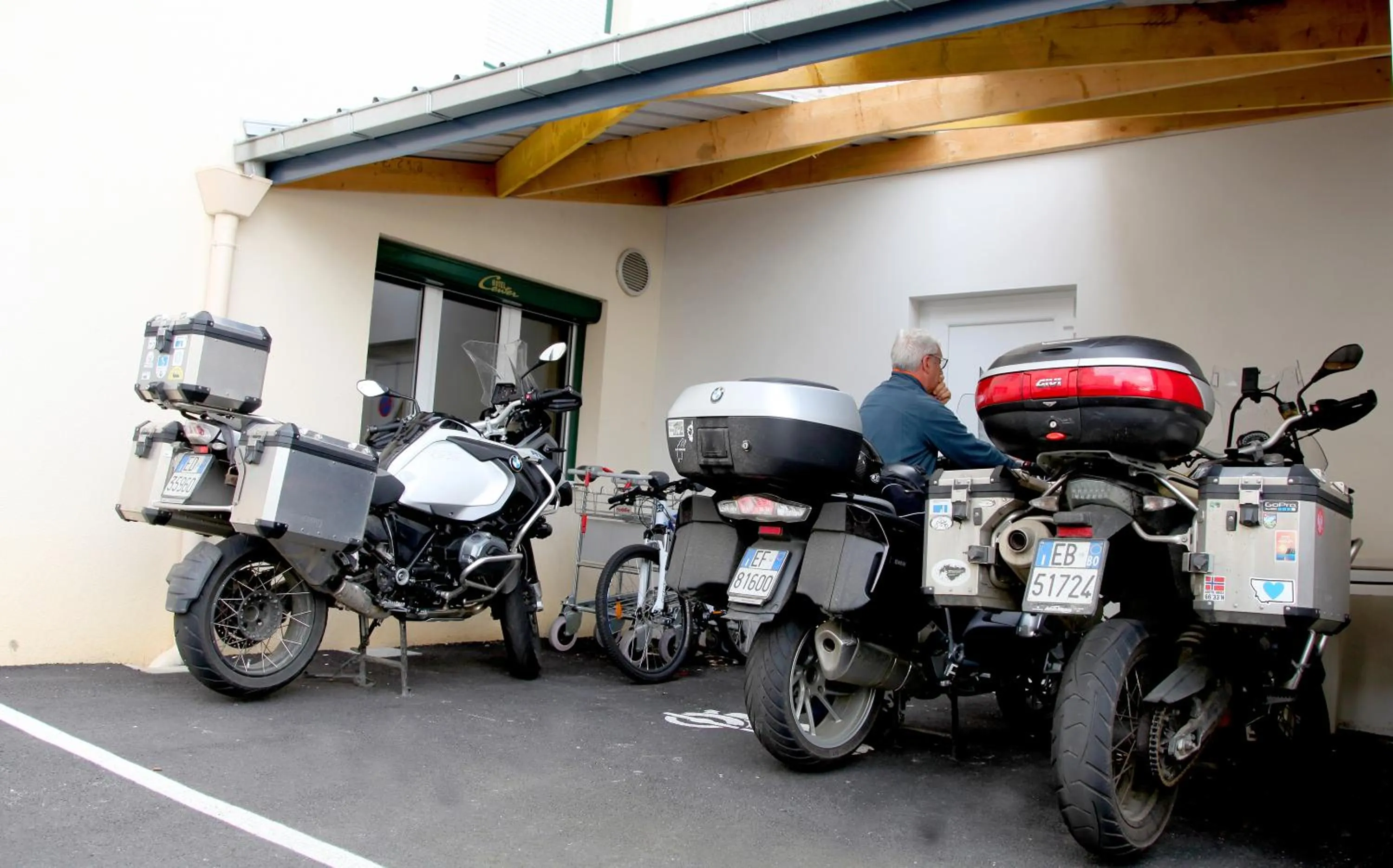 Area and facilities in Logis Hotel Center