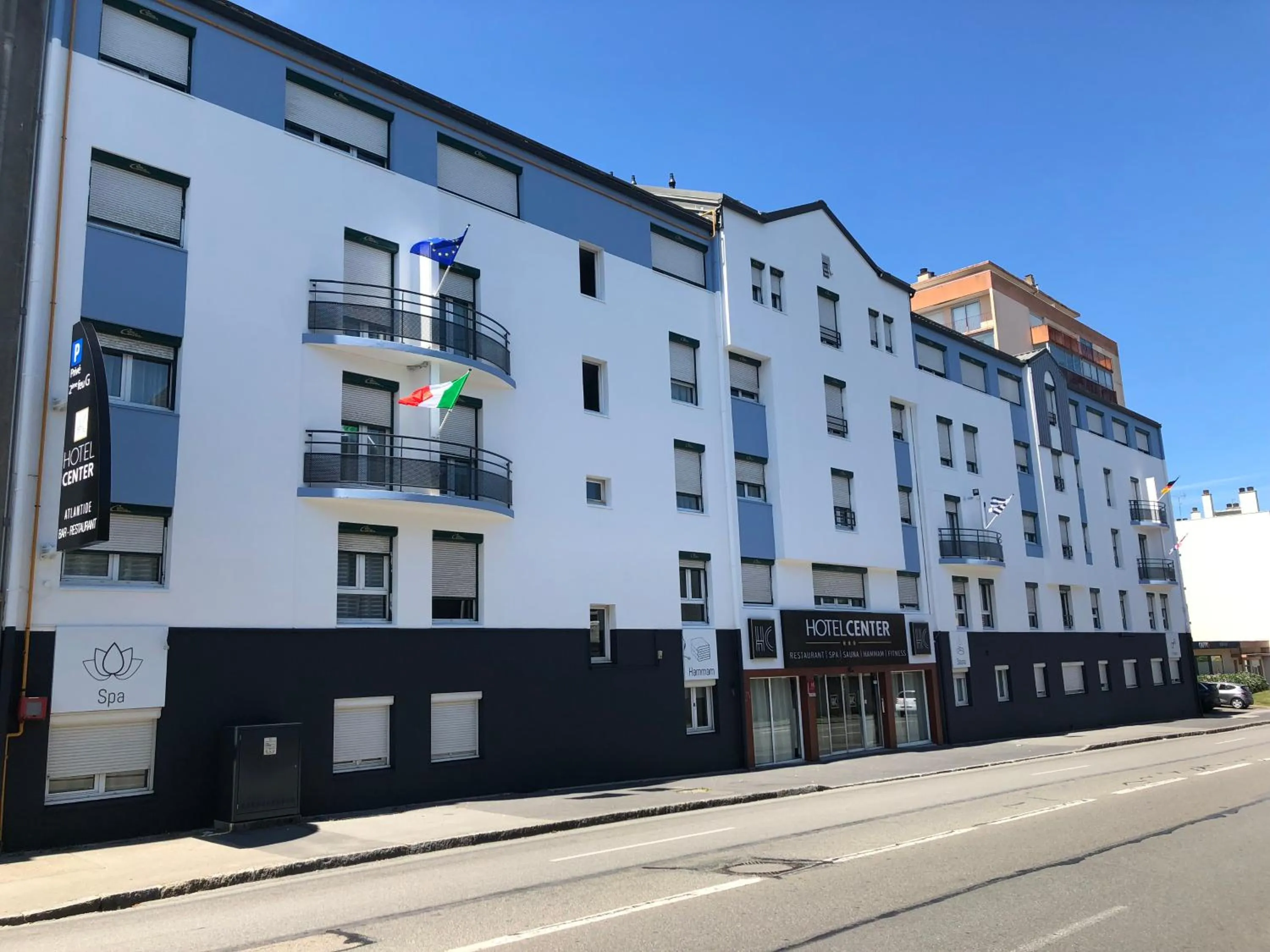 Property building in Logis Hotel Center