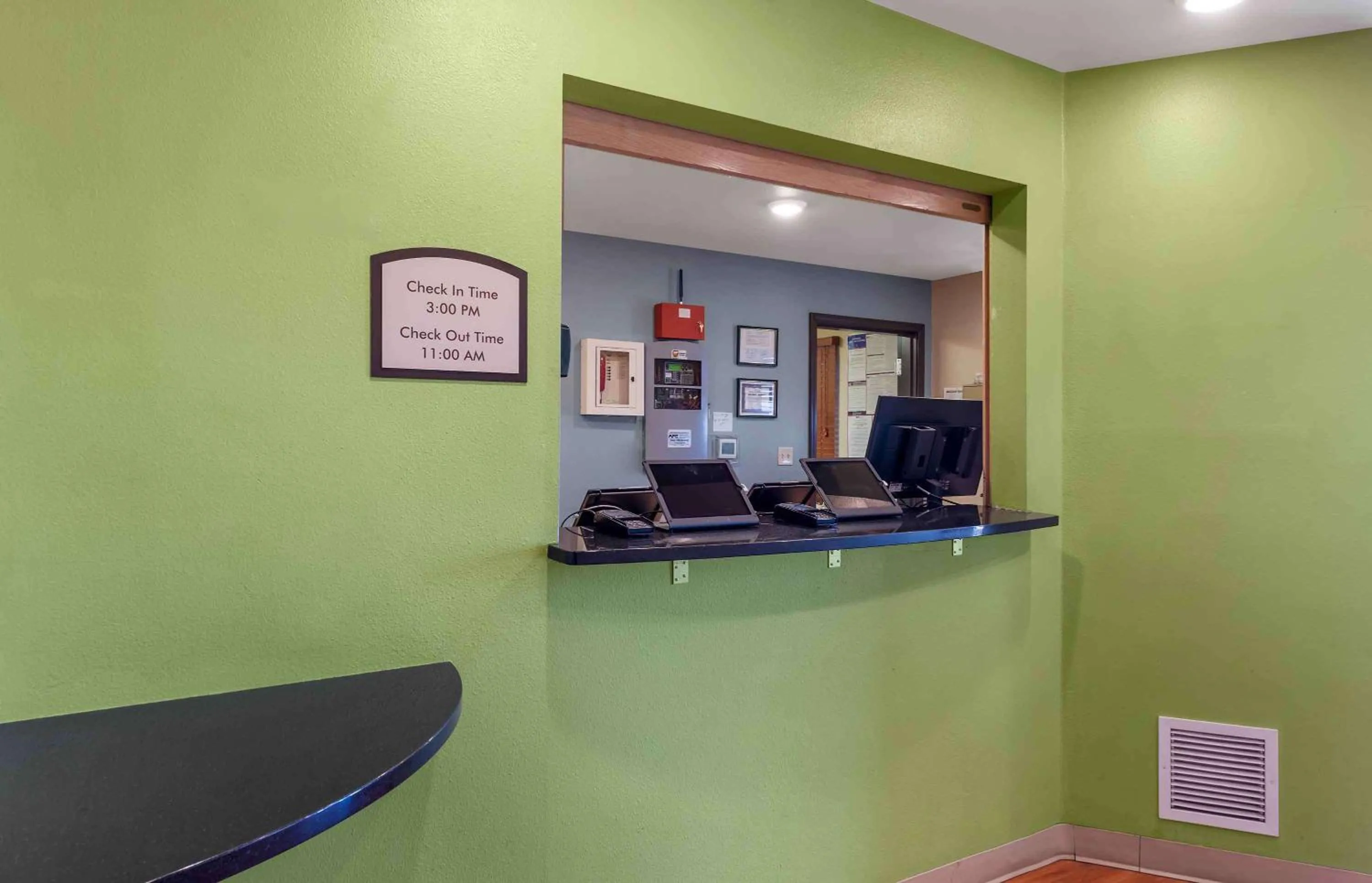 Lobby or reception in Extended Stay America Select Suites - Colorado Springs