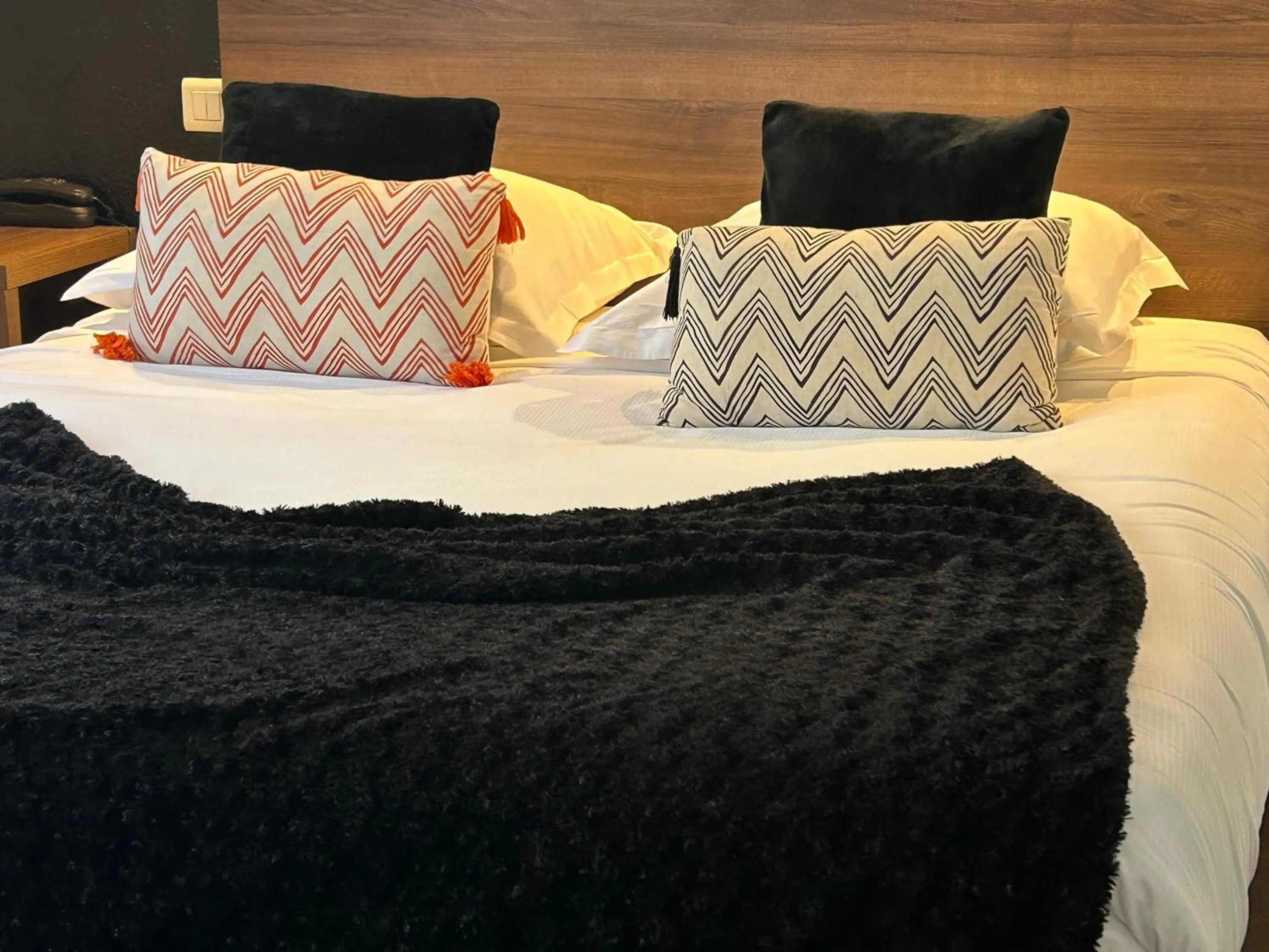 Bed in ATH hôtel Athénée