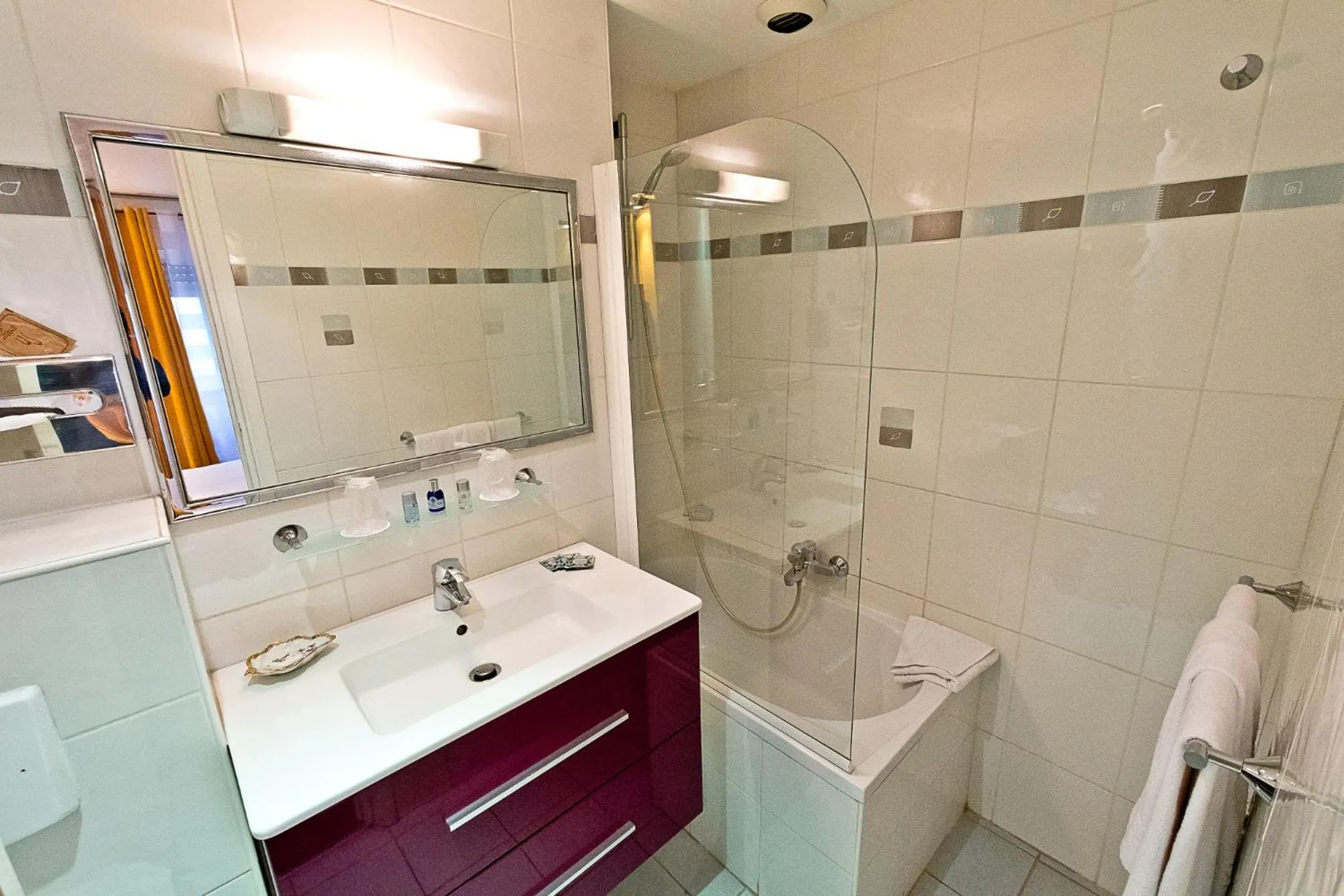 ATH hôtel Athénée