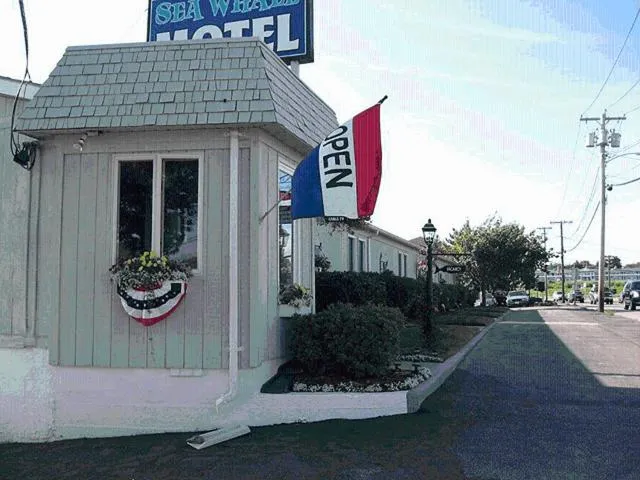 Facade/entrance, Property Building in Sea Whale Motel