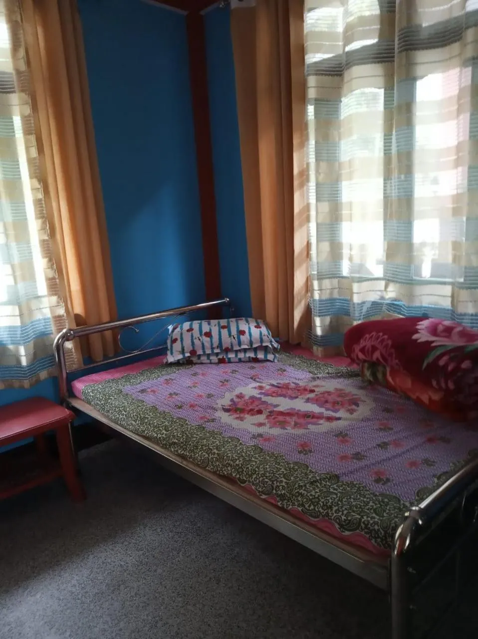 Bedroom, Bed in VAMOOSE CHAMLING