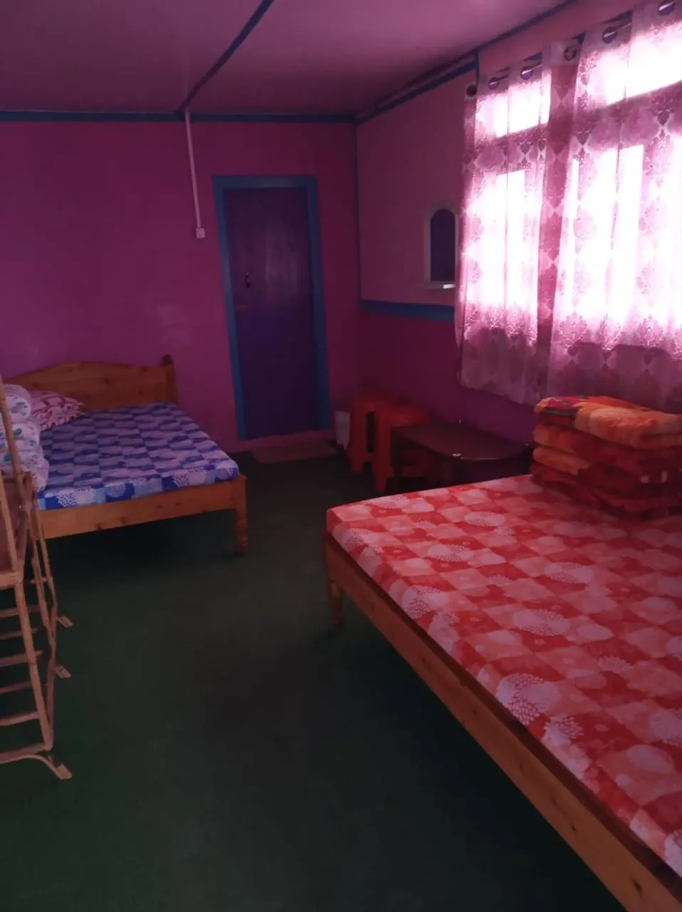 Bedroom, Bed in VAMOOSE CHAMLING