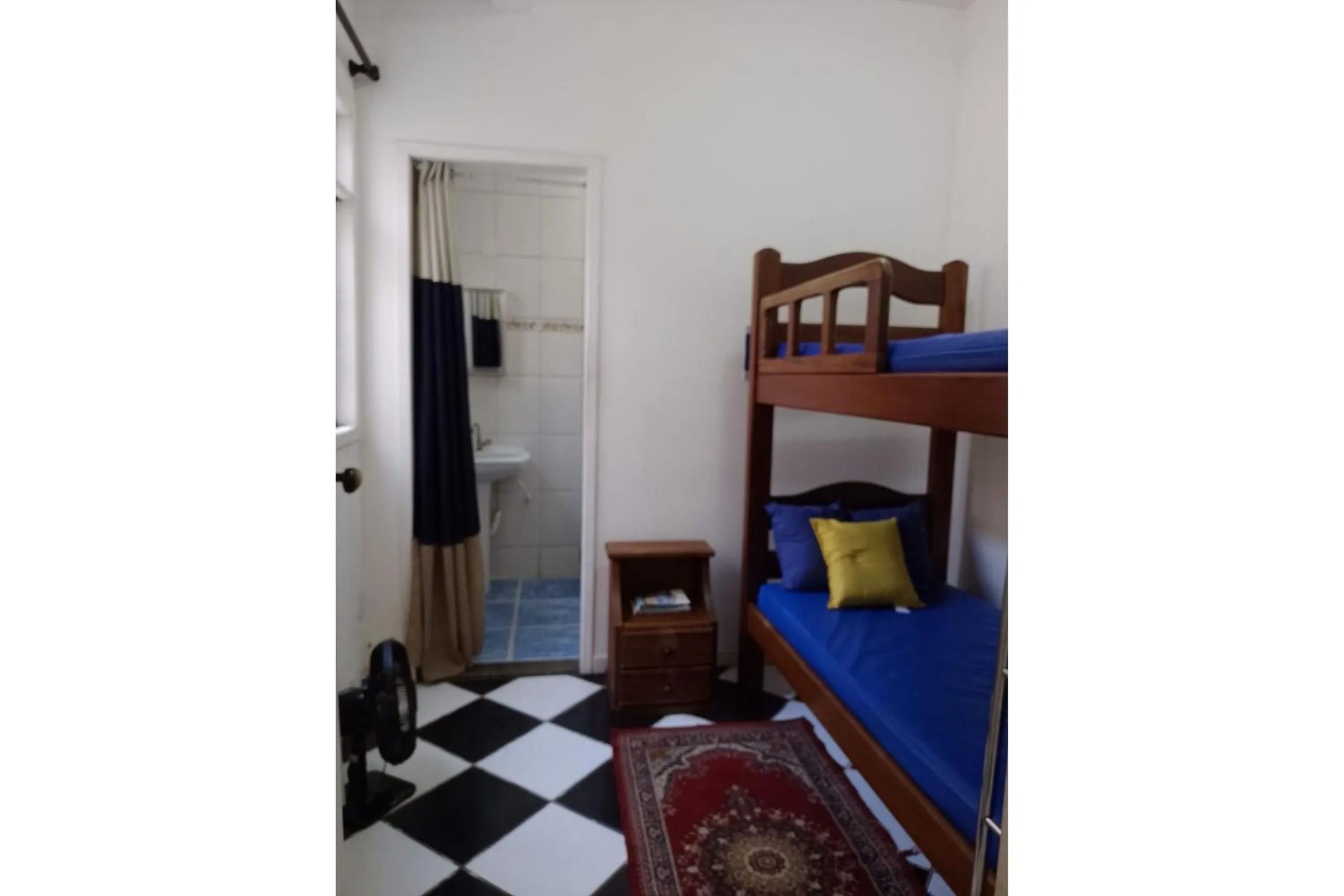 Bedroom, Bed in FAMILY- Conheça Cabo Frio e ARRAIAL e traga seu pet - Confira