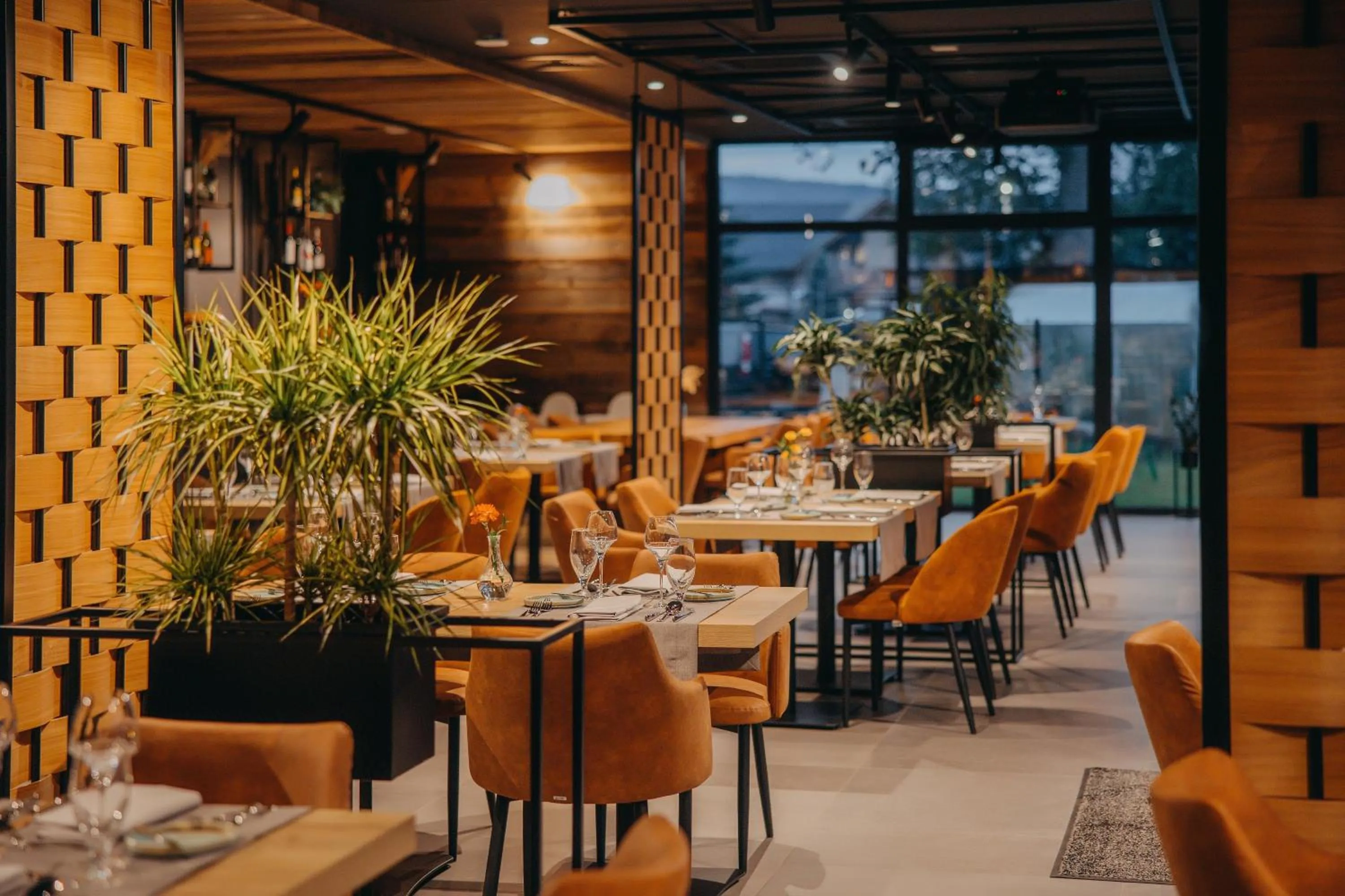 Restaurant/places to eat in Platinum Mountain Hotel&SPA