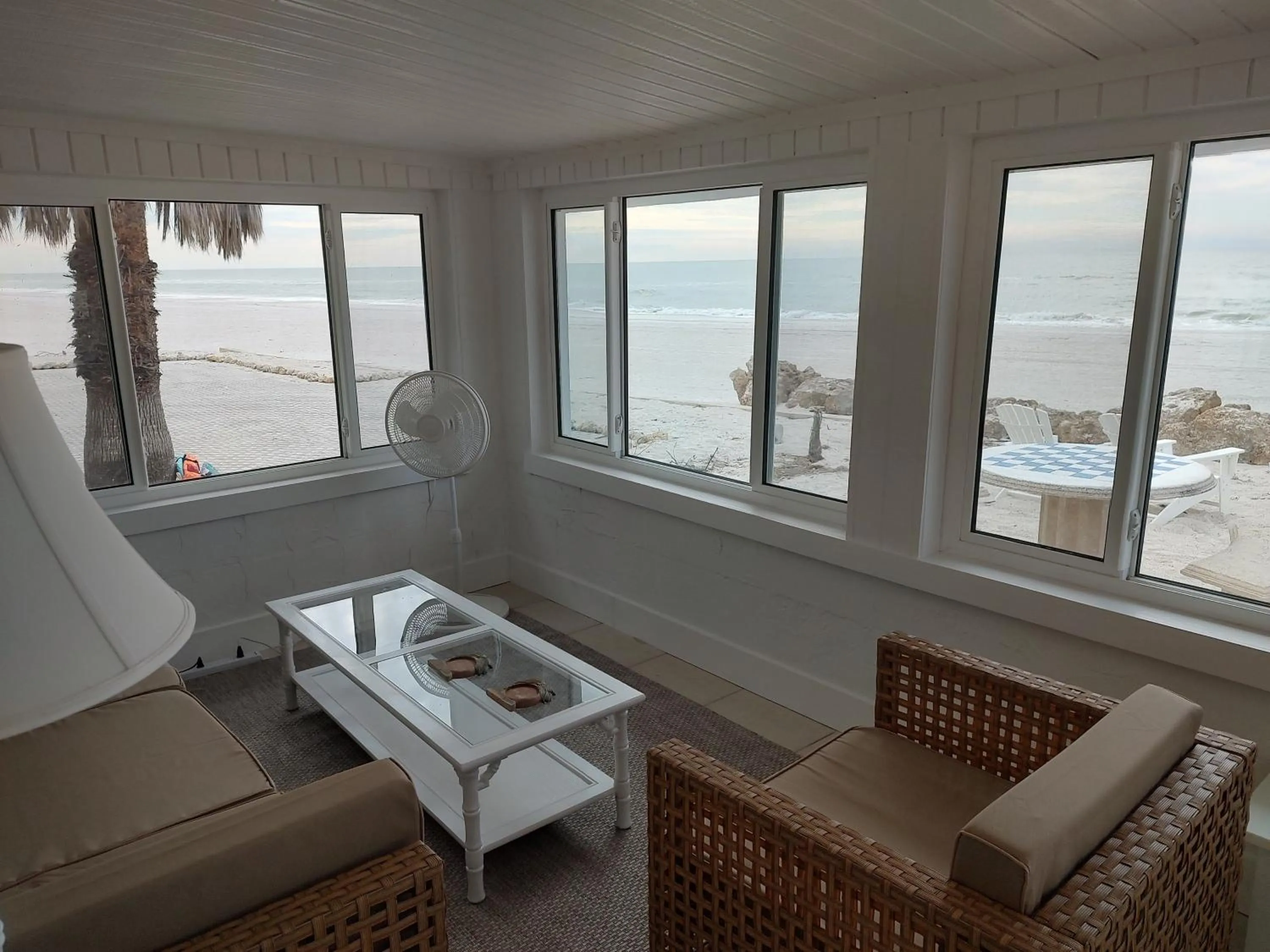 Natural landscape in Bungalow Beach Resort