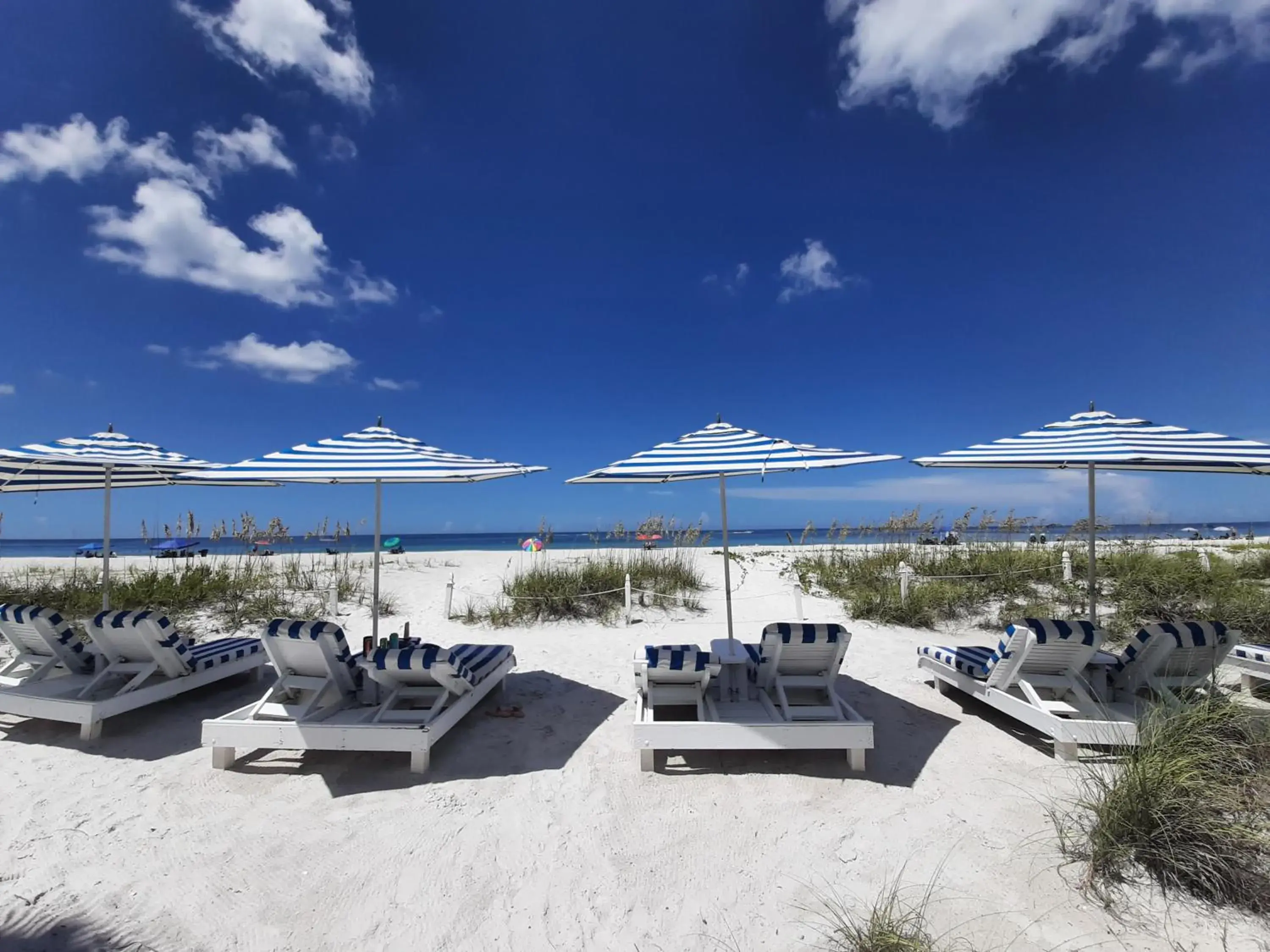 Bungalow Beach Resort Bungalow Beach Resort