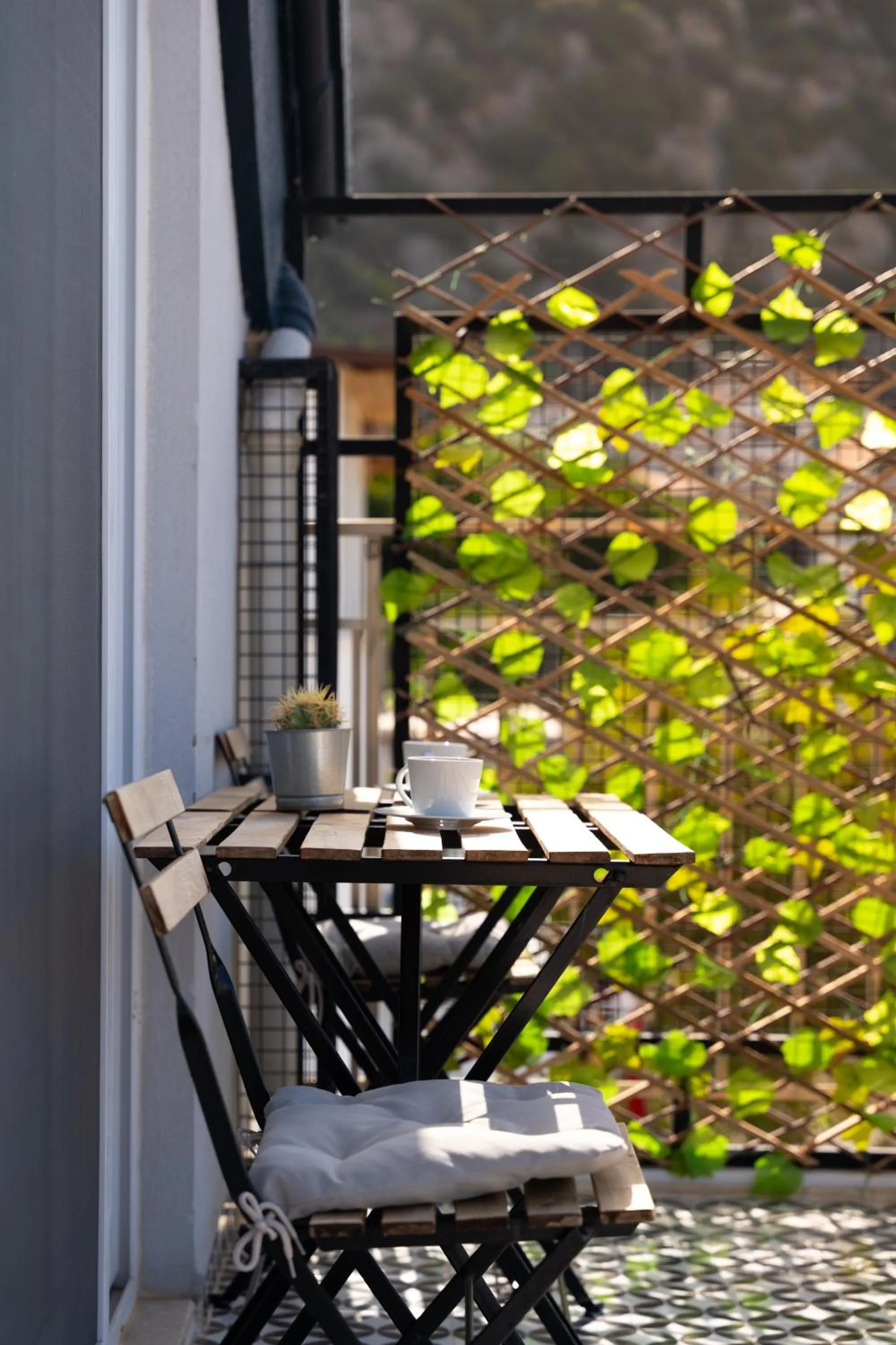 Patio in İsinda Pansiyon