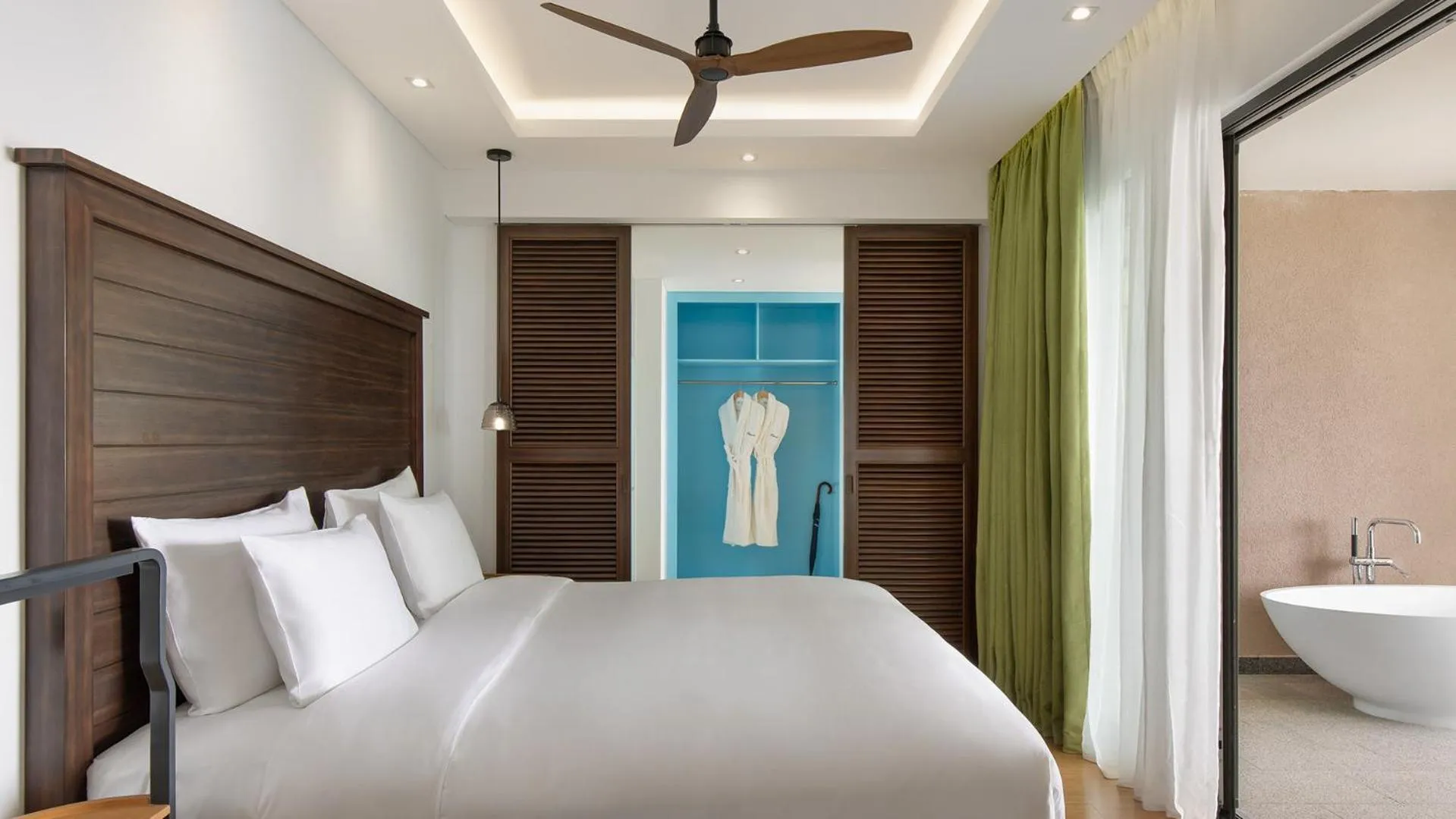Bed in InterContinental Dominica Cabrits Resort & Spa by IHG