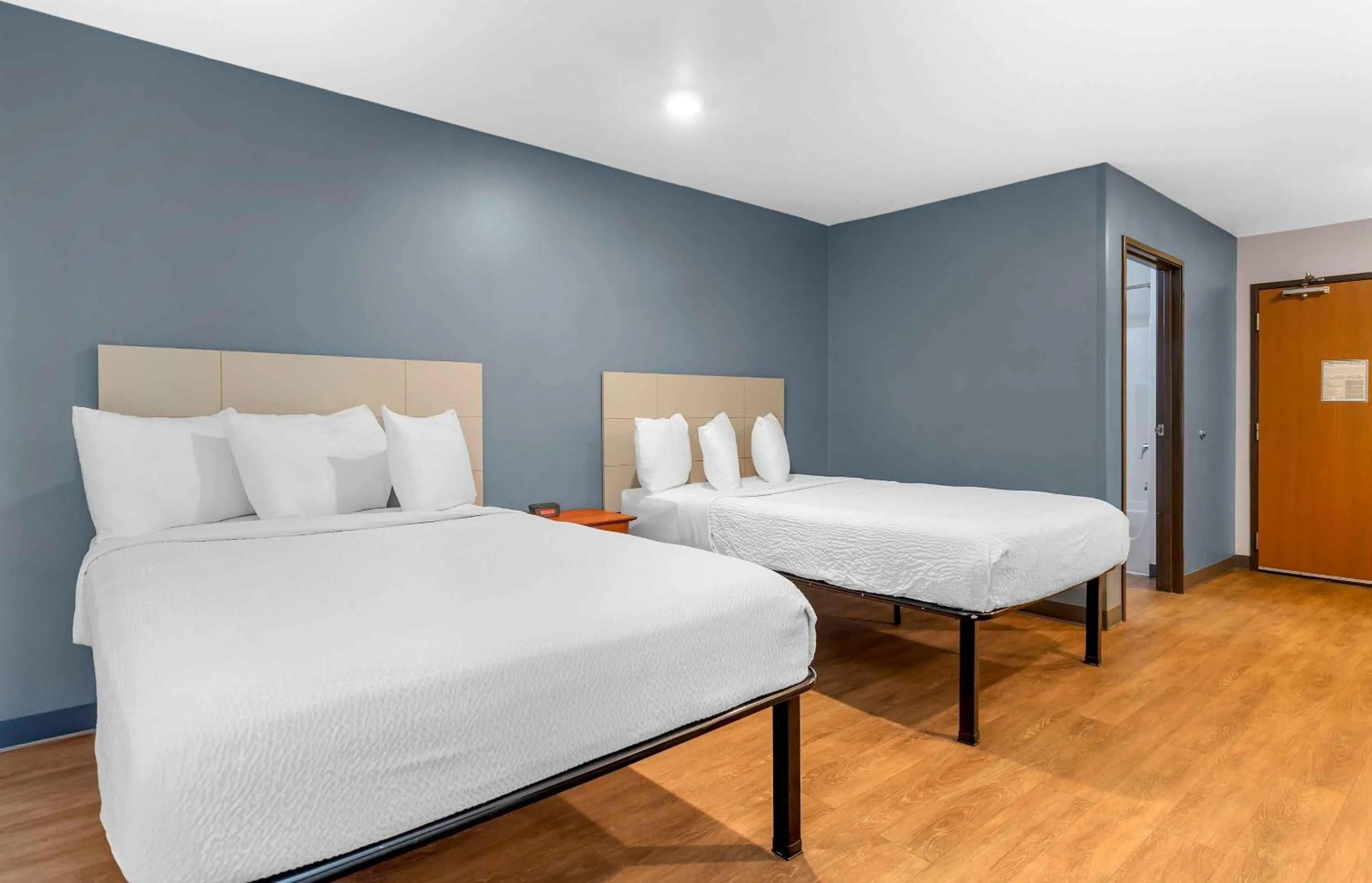 Bedroom, Bed in Extended Stay America Select Suites - Fort Myers - Northeast