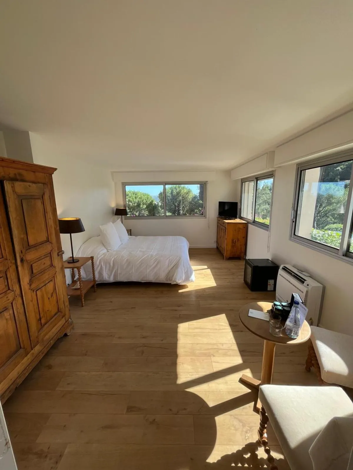 Bedroom, Bed in Les Vergers de Saint Paul