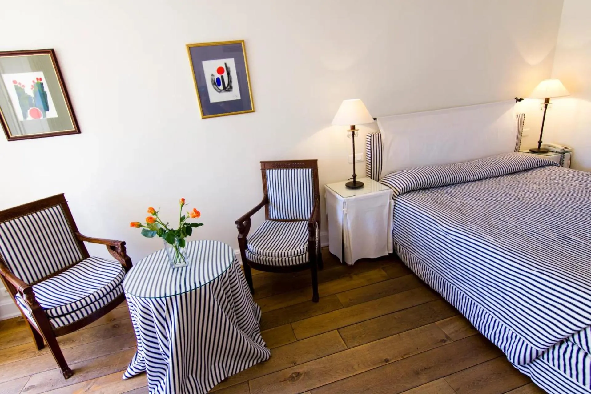 Photo of the whole room, Bed in Les Vergers de Saint Paul