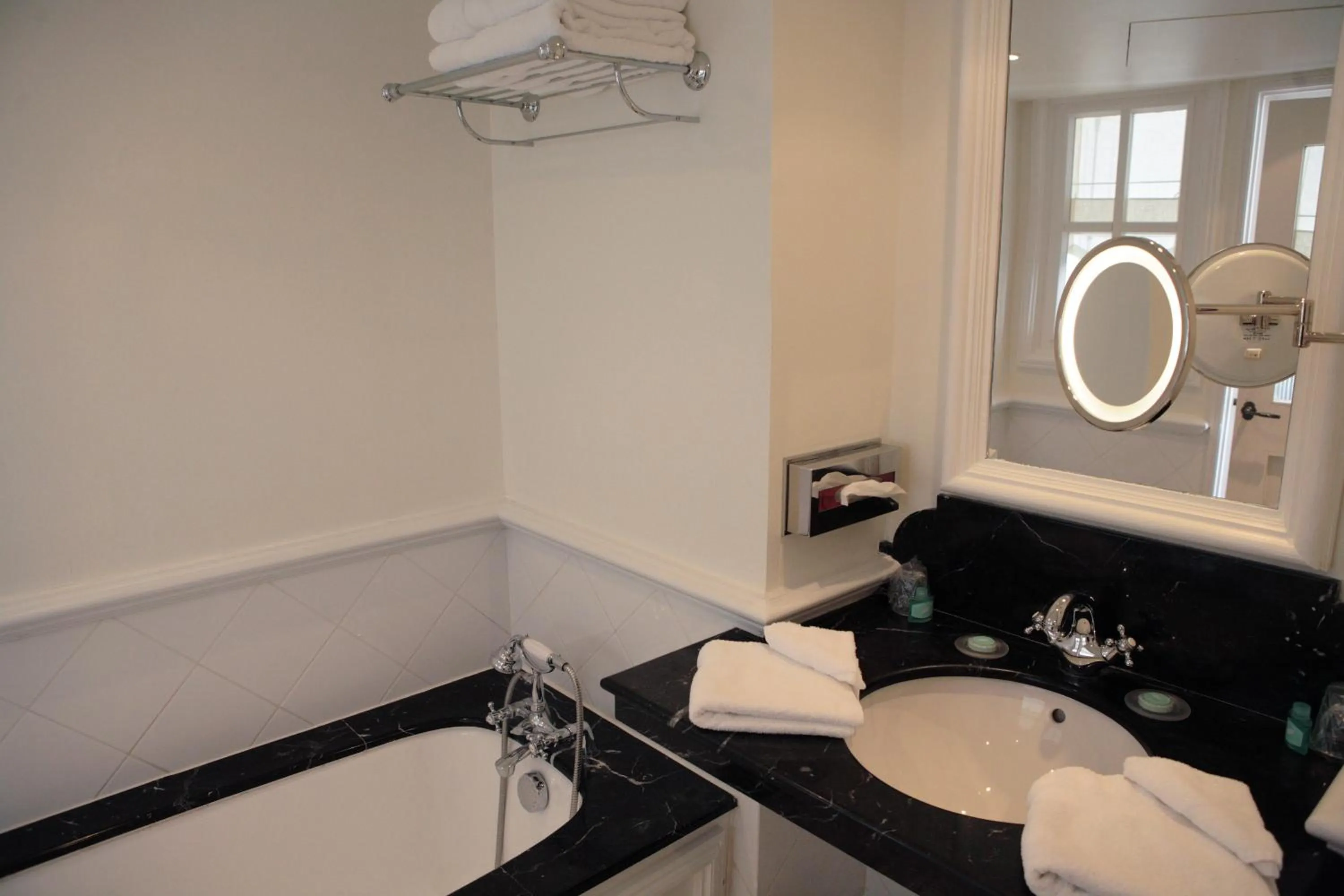 Toilet in Les Vergers de Saint Paul