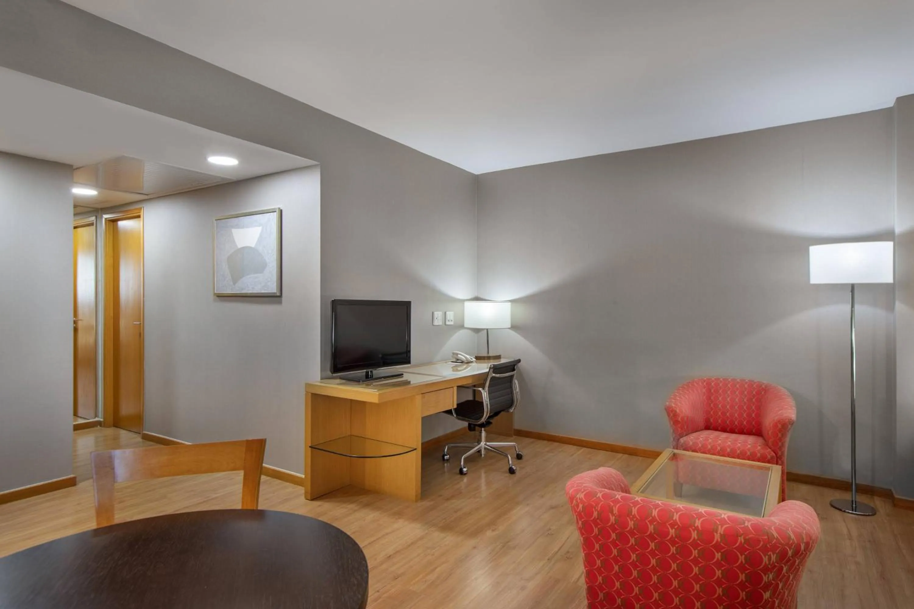 Property building in Hotel Brasil 21 Suites Affiliated by Meliá