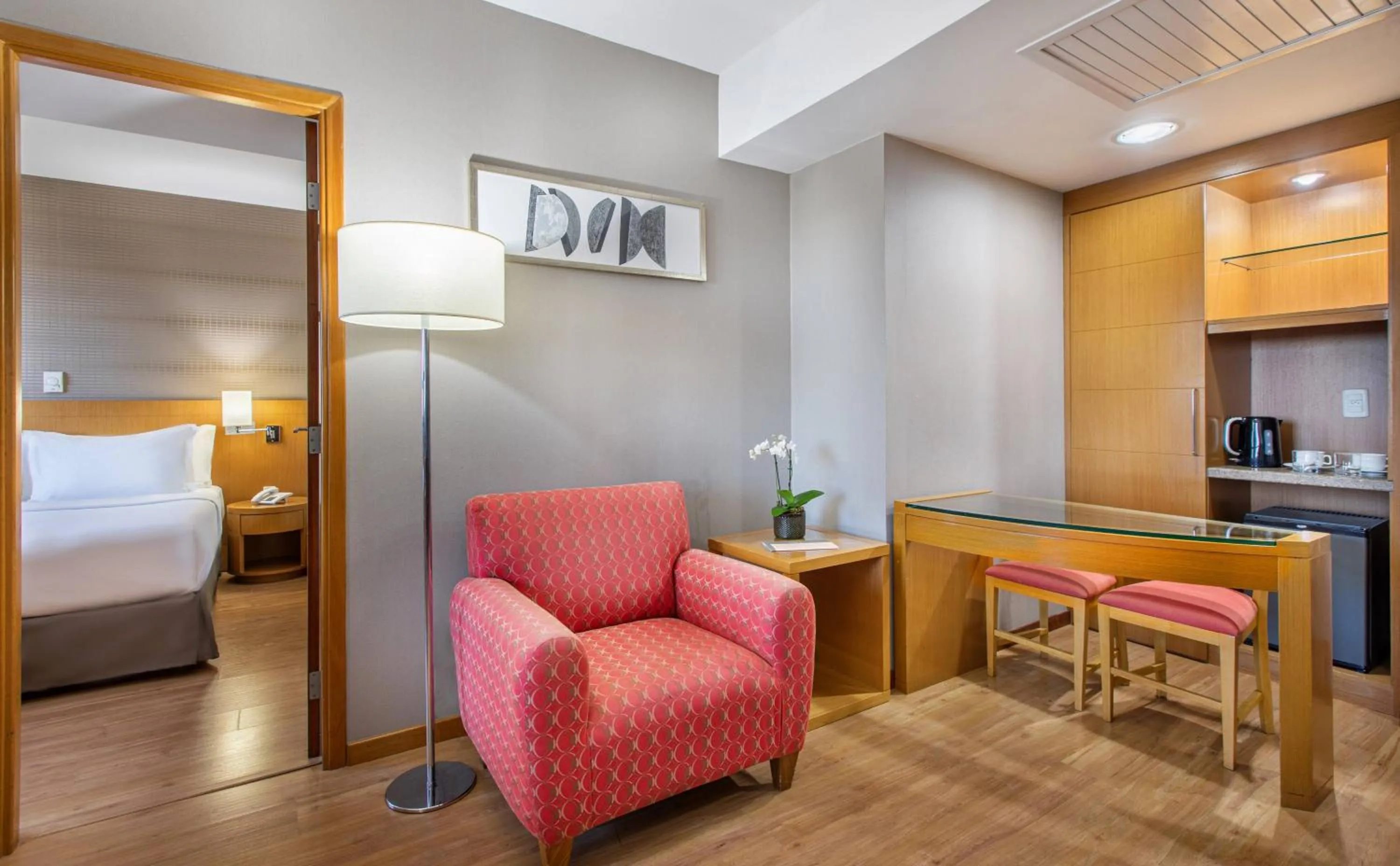 Property building, Bed in Hotel Brasil 21 Suites Affiliated by Meliá