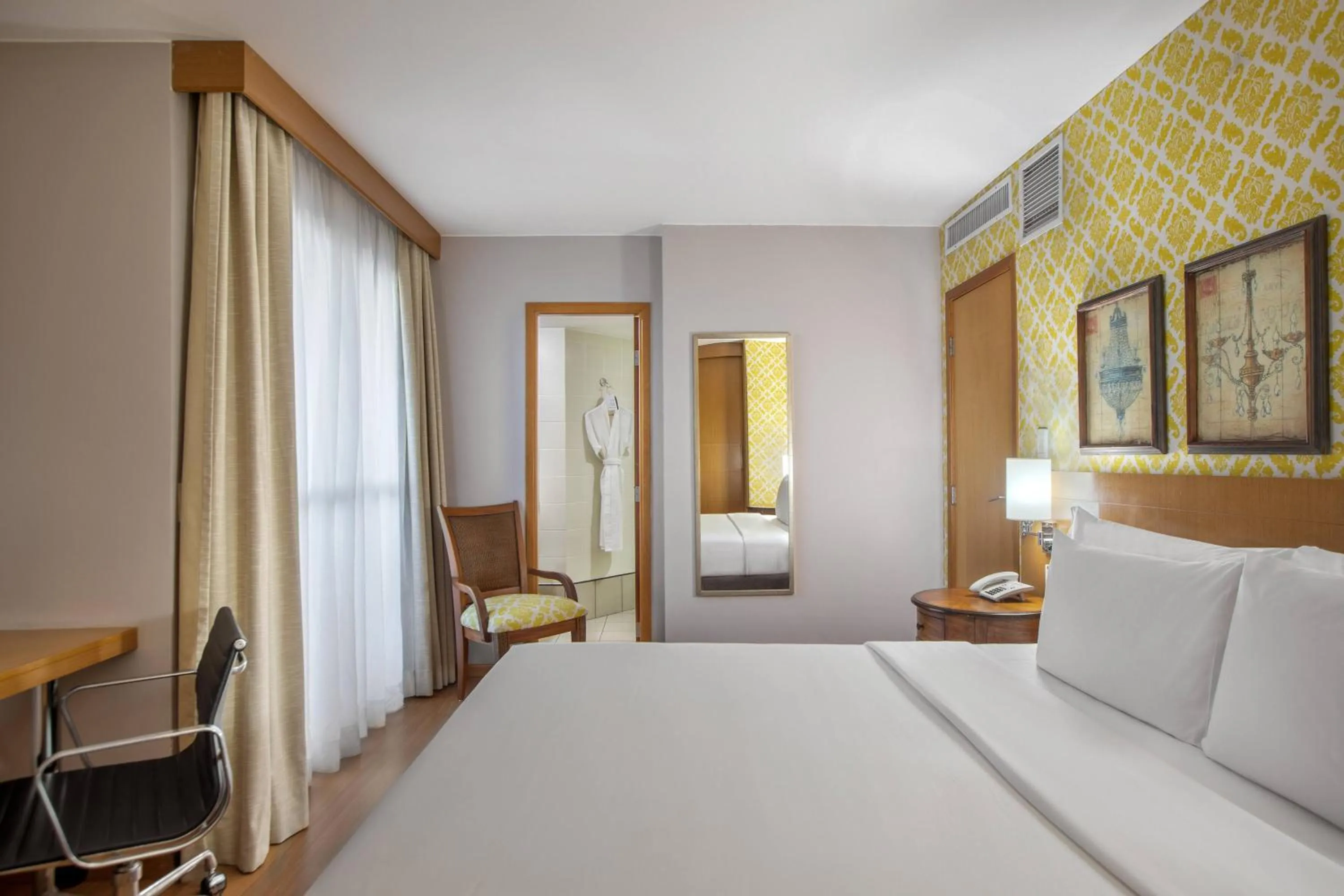 Bed in Hotel Brasil 21 Suites Affiliated by Meliá