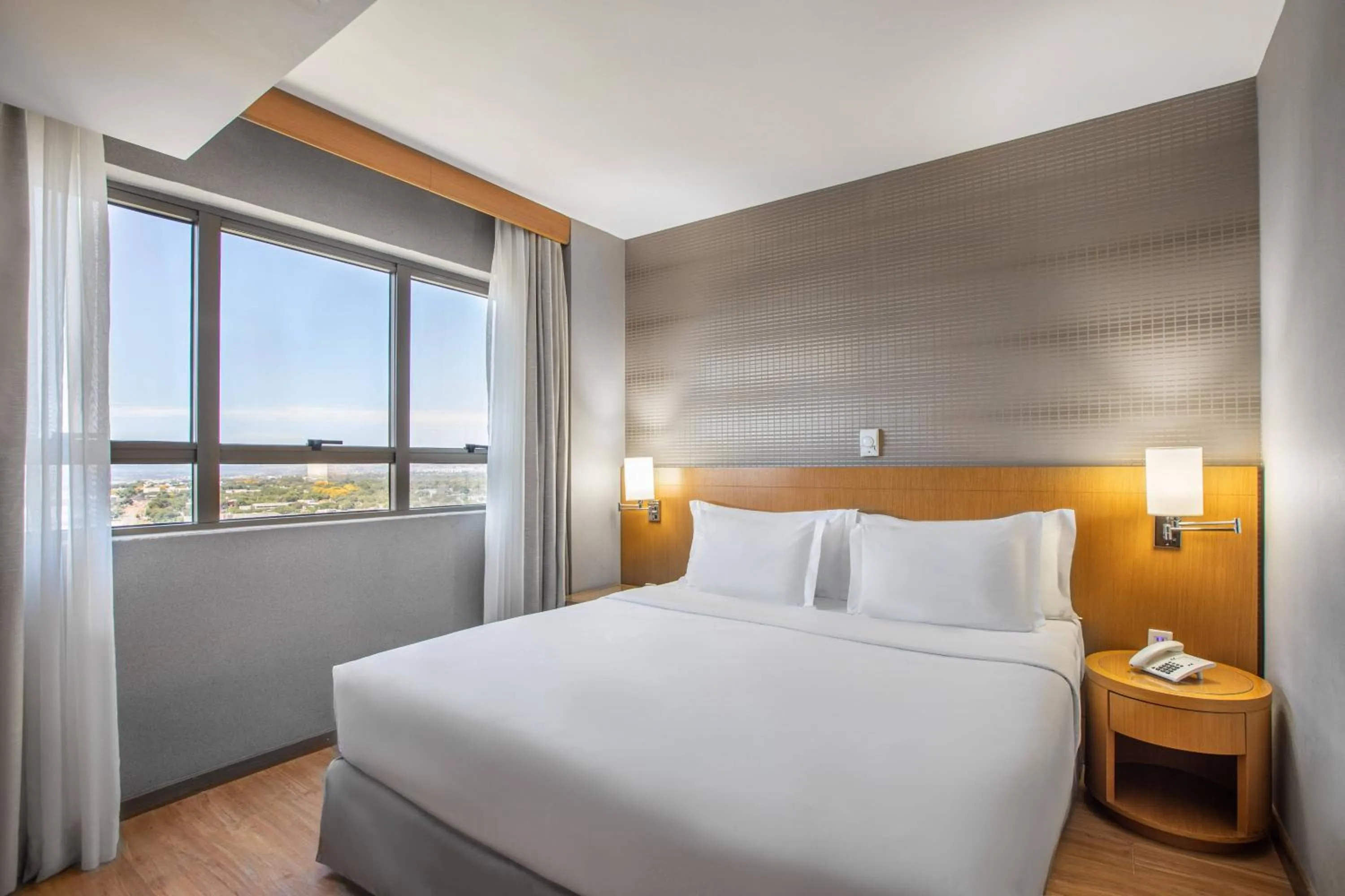 Property building, Bed in Hotel Brasil 21 Suites Affiliated by Meliá