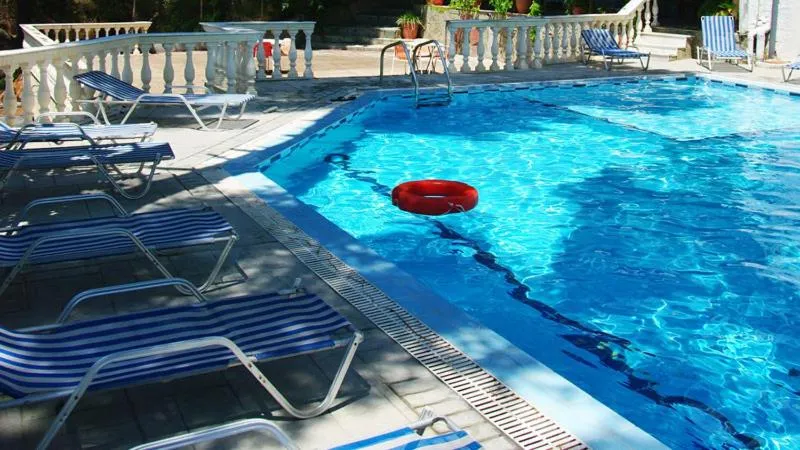 Swimming pool in Econa Residence