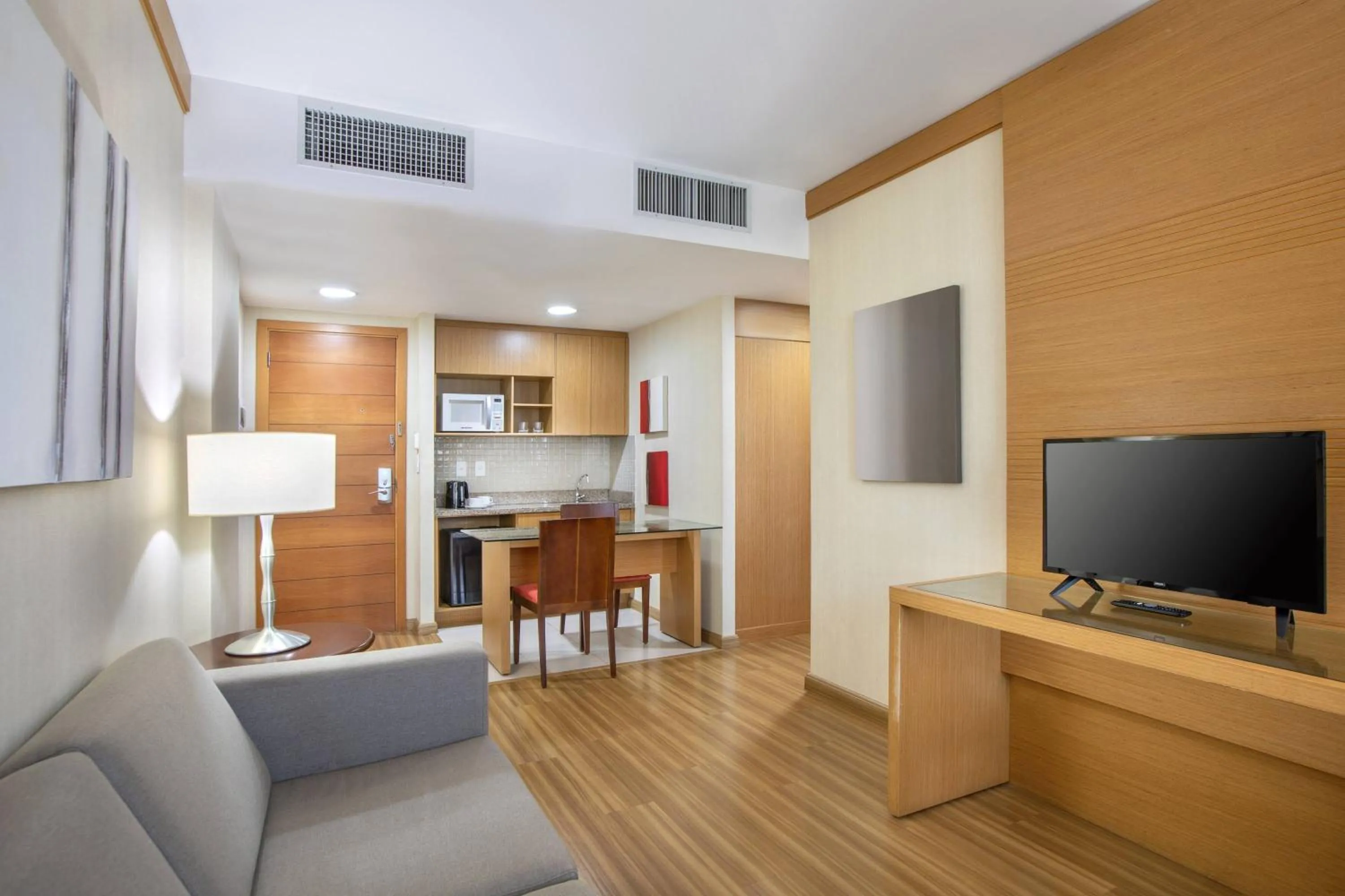 Property building in Hotel Brasil 21 Convention Affiliated by Meliá