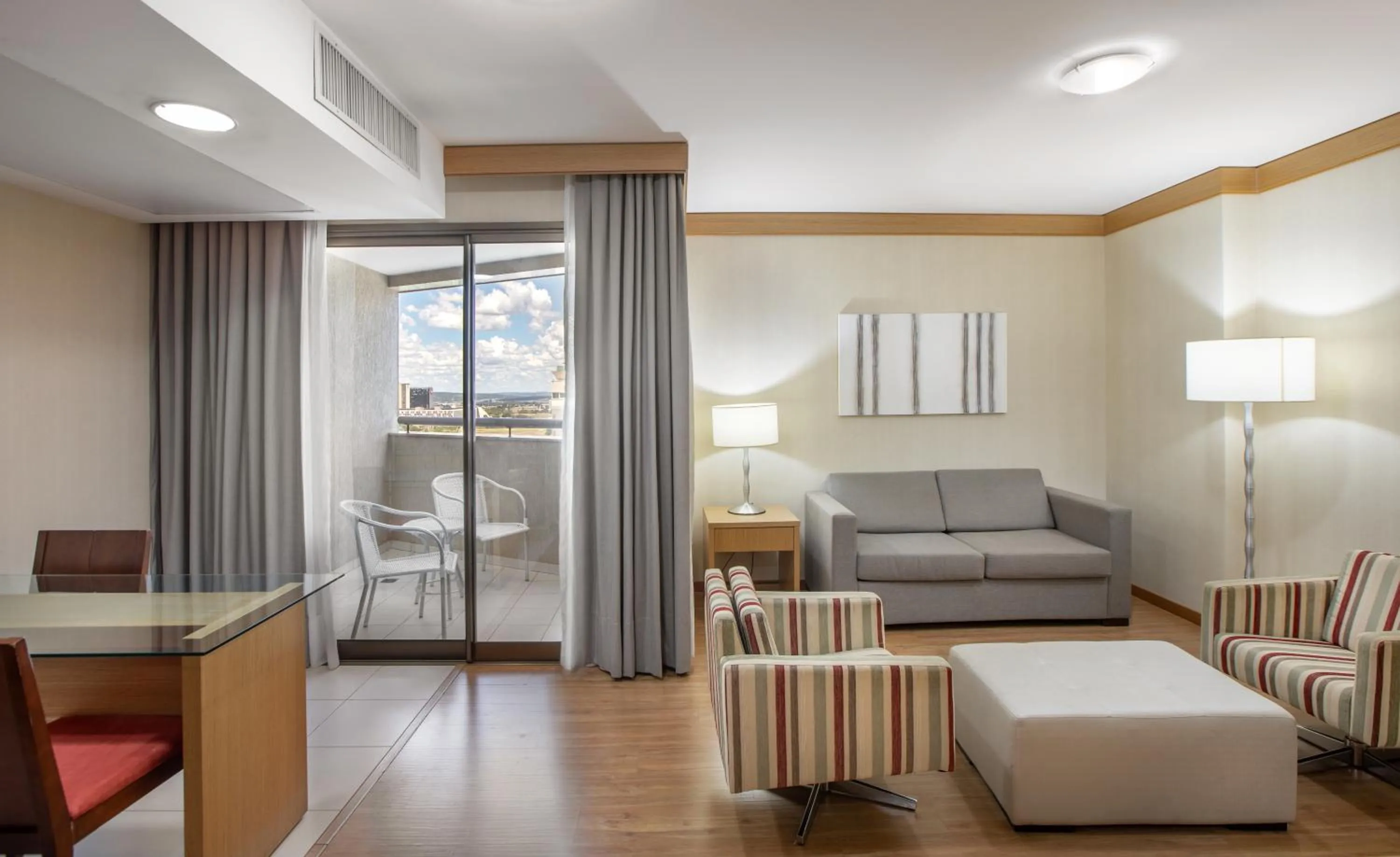 Communal lounge/ TV room in Brasil 21 Convention Affiliated by Meliá