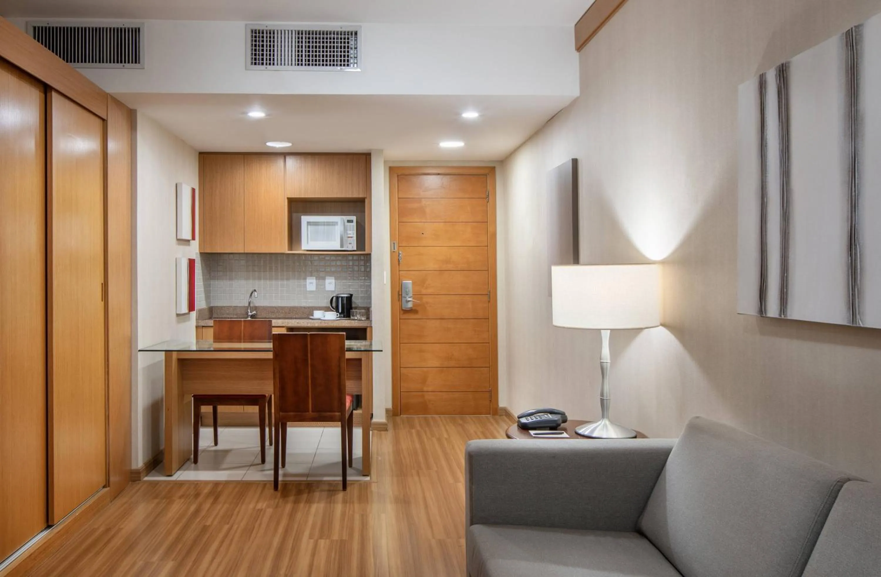 Property building in Hotel Brasil 21 Convention Affiliated by Meliá