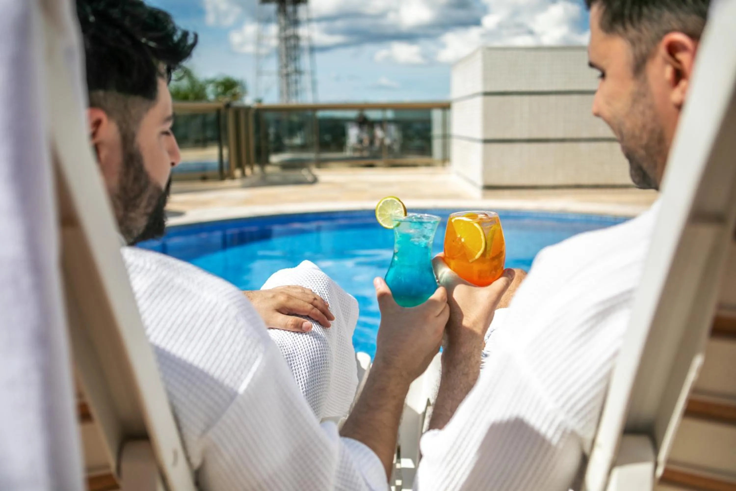 Swimming pool in Brasil 21 Convention Affiliated by Meliá