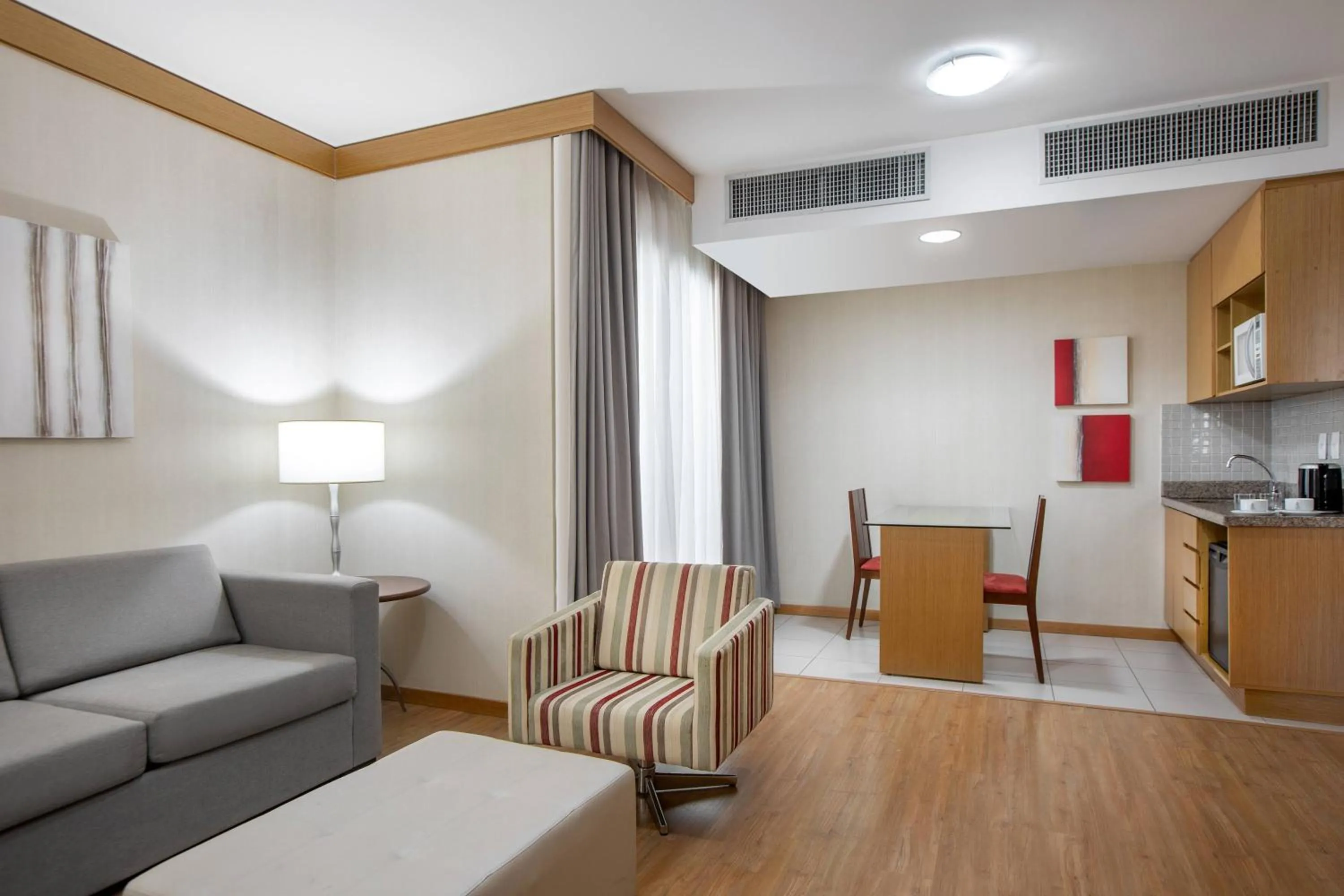 Property building in Hotel Brasil 21 Convention Affiliated by Meliá