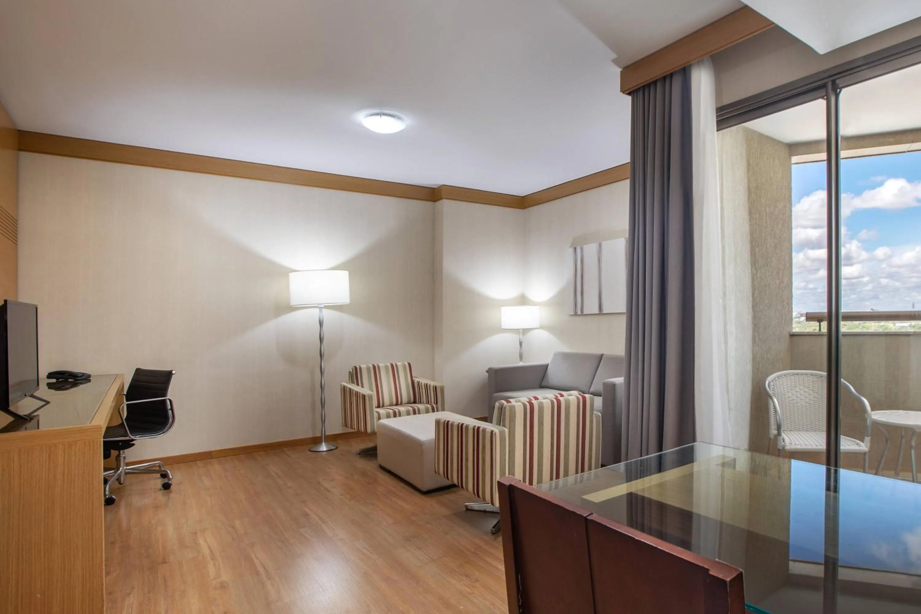 Property building in Hotel Brasil 21 Convention Affiliated by Meliá